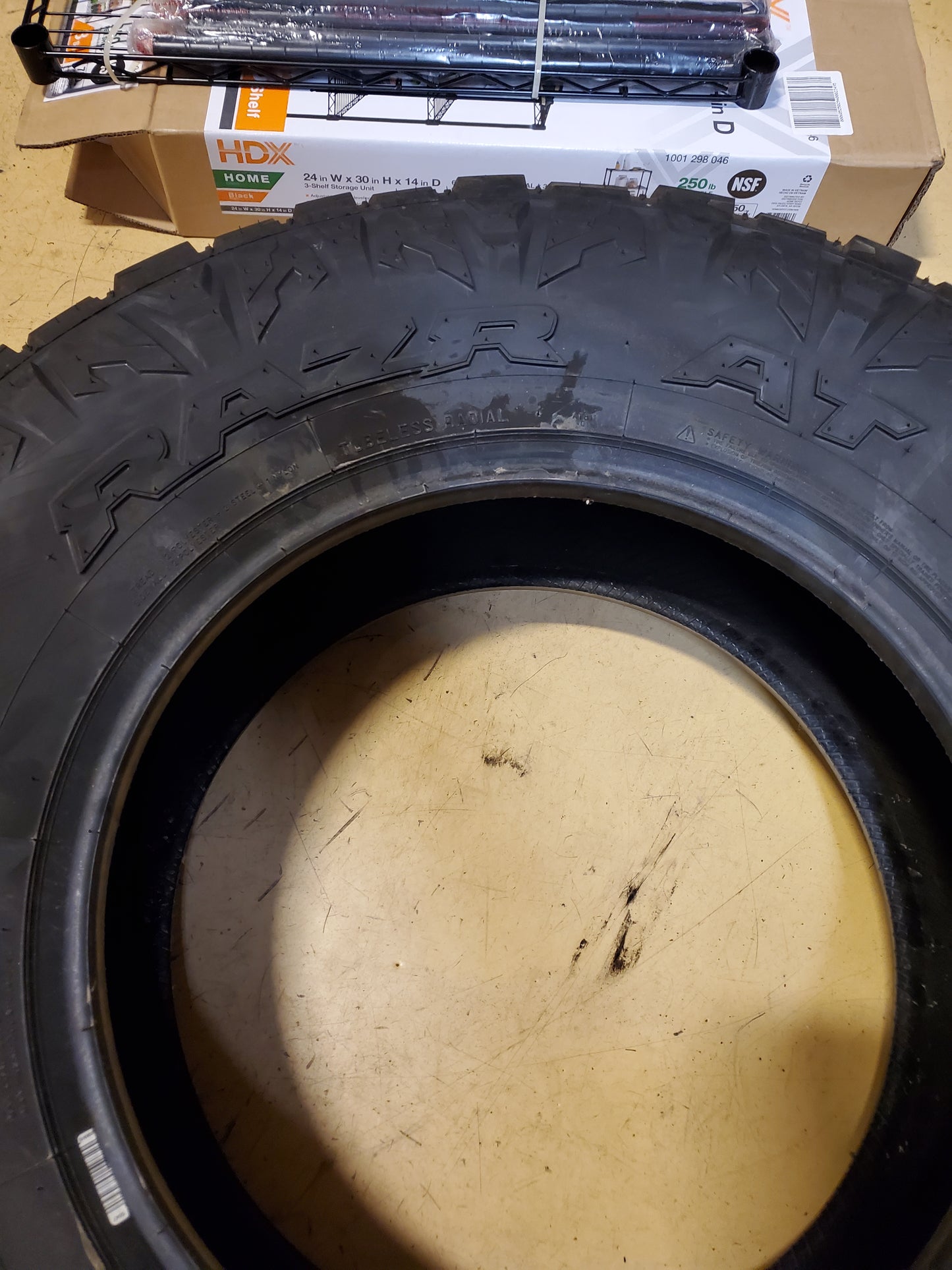 MAXXIS RAZR AT AT-811 BSW P 285 70 17 117T ALL TERRAIN TIRE ETP00251700