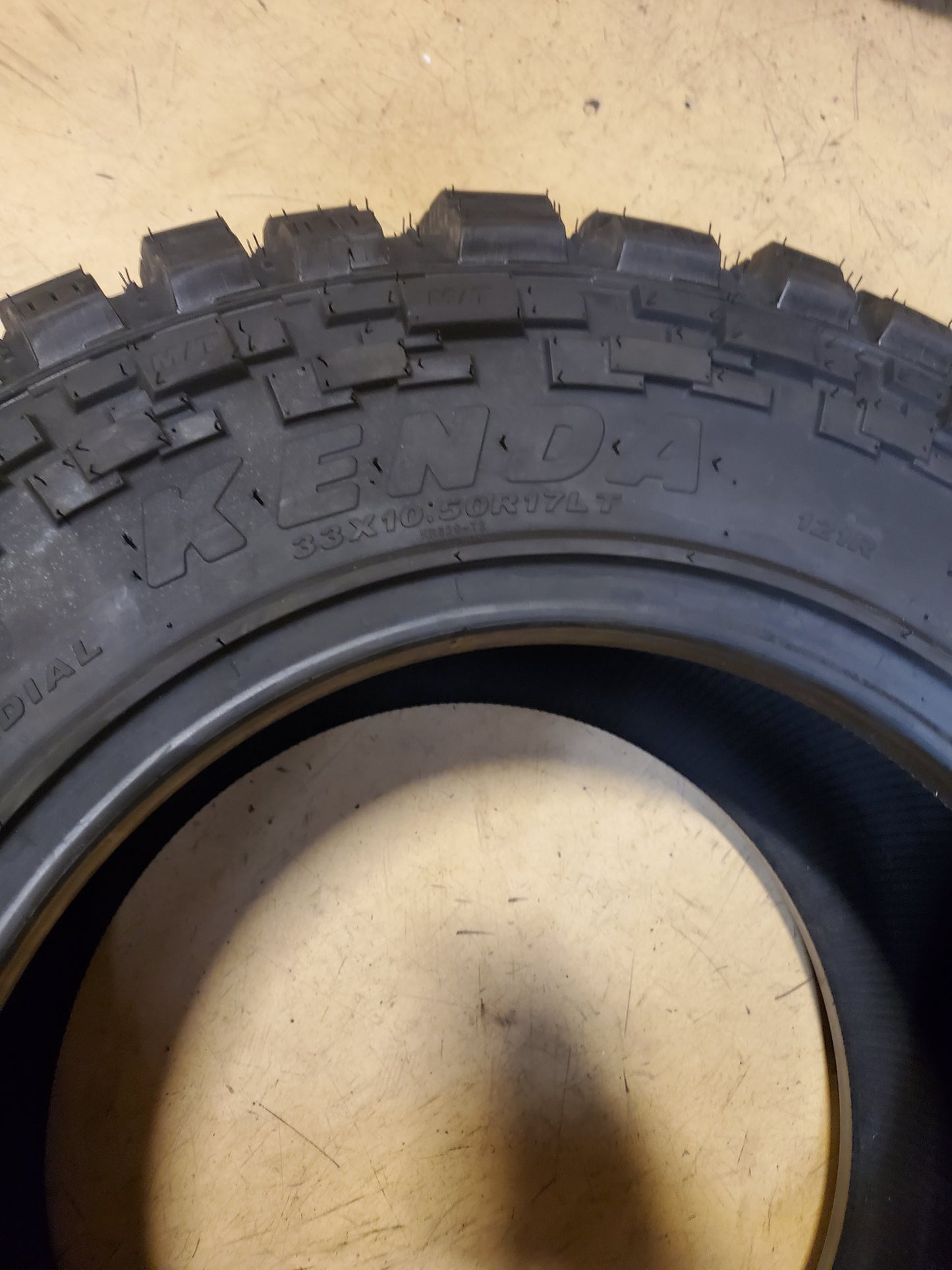 KENDA KLEVER M/T 2 KR629 BSW LT 33 10.5 17 121R 10PLY MUD TIRE 629036