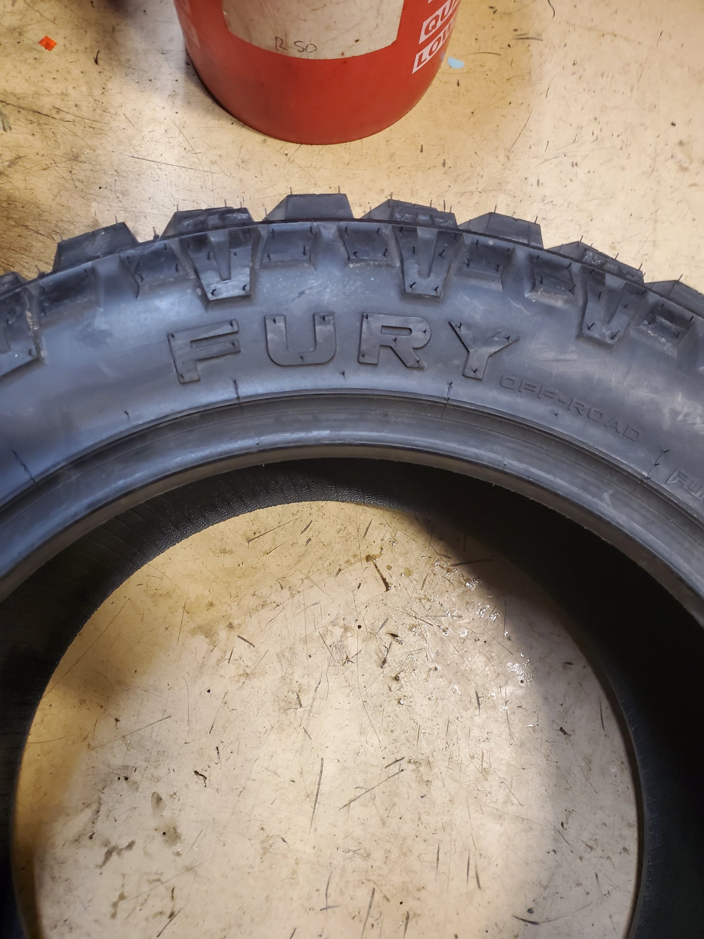 FURY COUNTRY HUNTER M/T II BSW LT 33 12.50 20 119Q 12PLY MUD TIRE FCHIIF33125020A