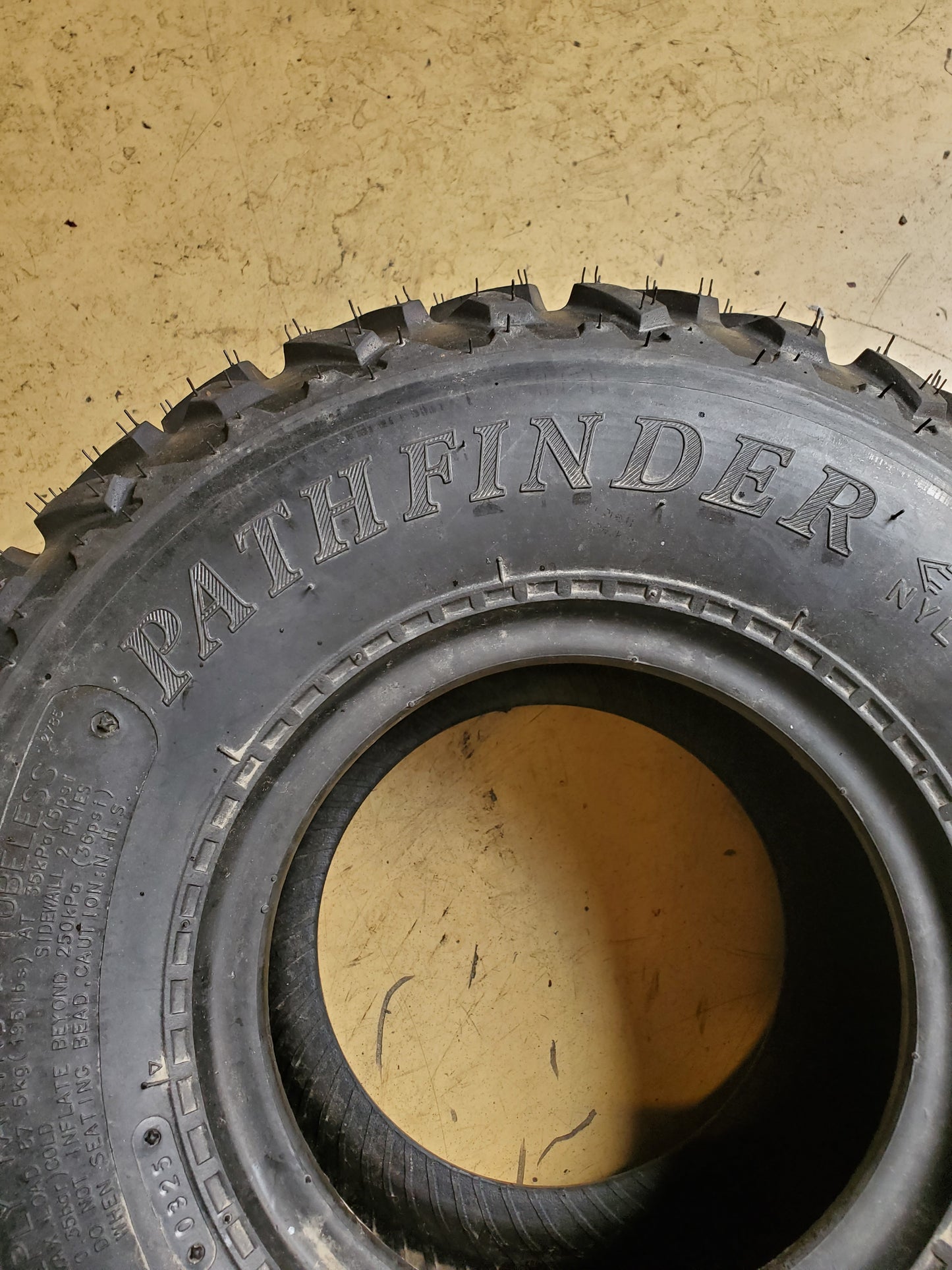 KENDA PATHFINDER BSW 18 7 7 2PLY ATV/UTV TIRE 08540076AB1