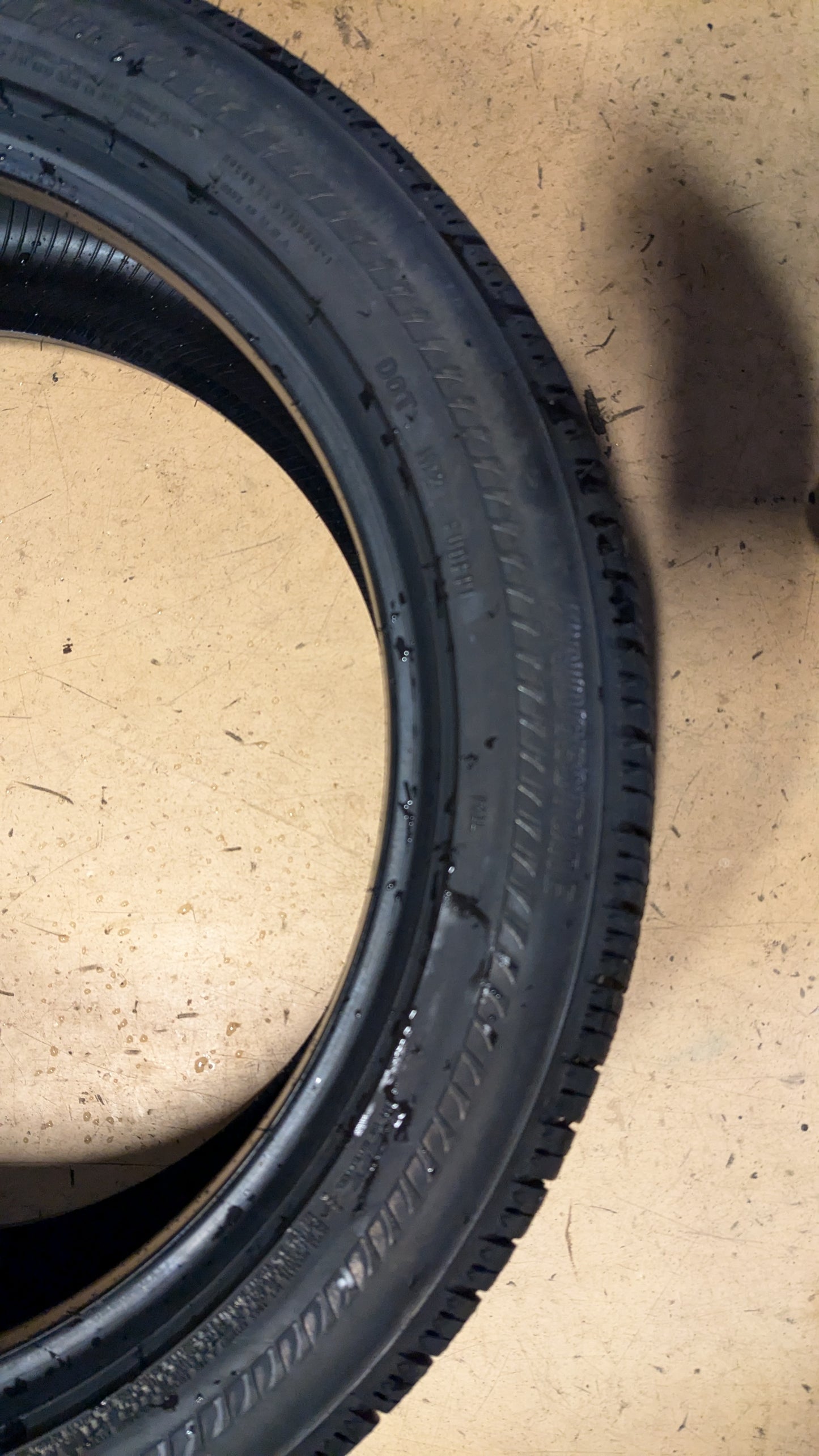 BRIDGESTONE DRIVEGUARD PLUS BSW P 235 45 18 98V HIGHWAY TERRAIN TIRE 6489