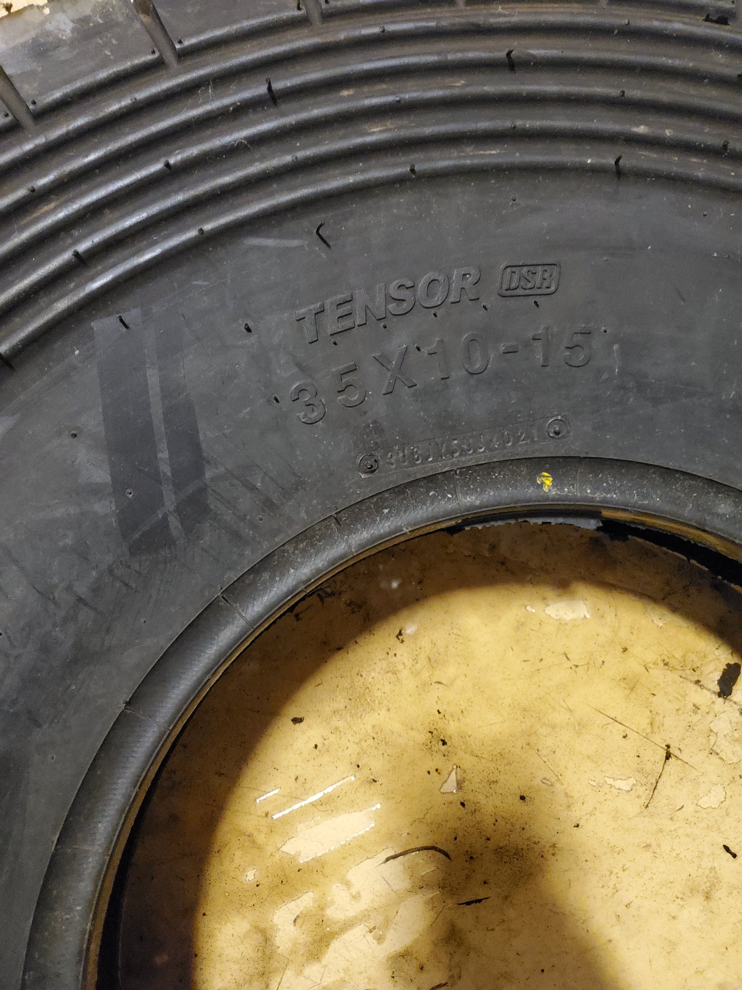 TENSOR DSR BSW 35 10 15 RACE TIRE TT351015DS60