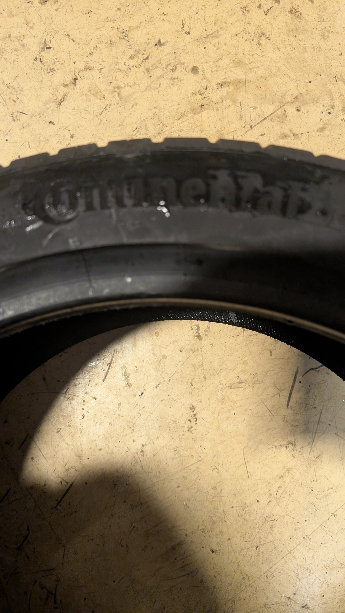 CONTINENTAL EXTREMECONTACT DWS06 PLUS P 245 40 18 97Y XL TIRE 15573000000