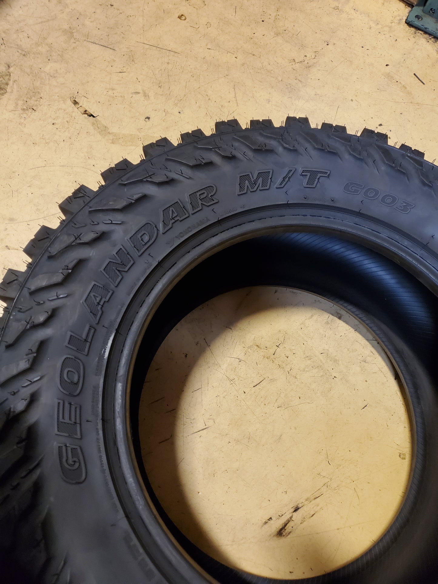 YOKOHAMA GEOLANDAR BSW LT 33 12.5 18 118Q 10PLY MUD TIRE 110133327