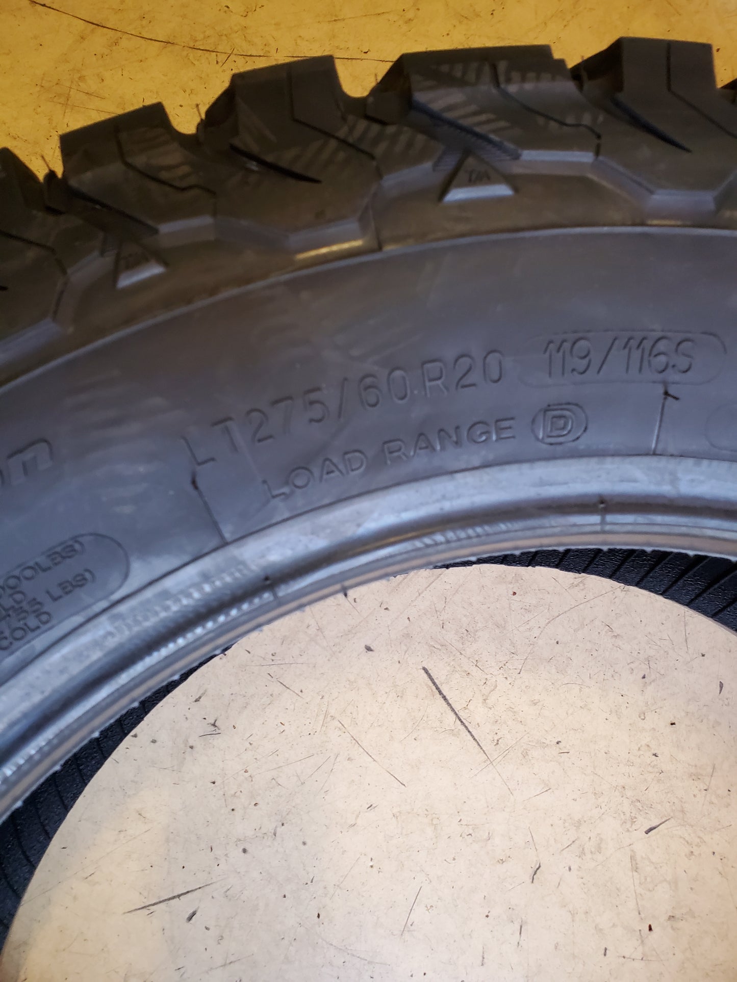 BFGOODRICH ALL-TERRAIN T/A KO2 LT 275 60 20 119/116S 8PLY TIRE 64811