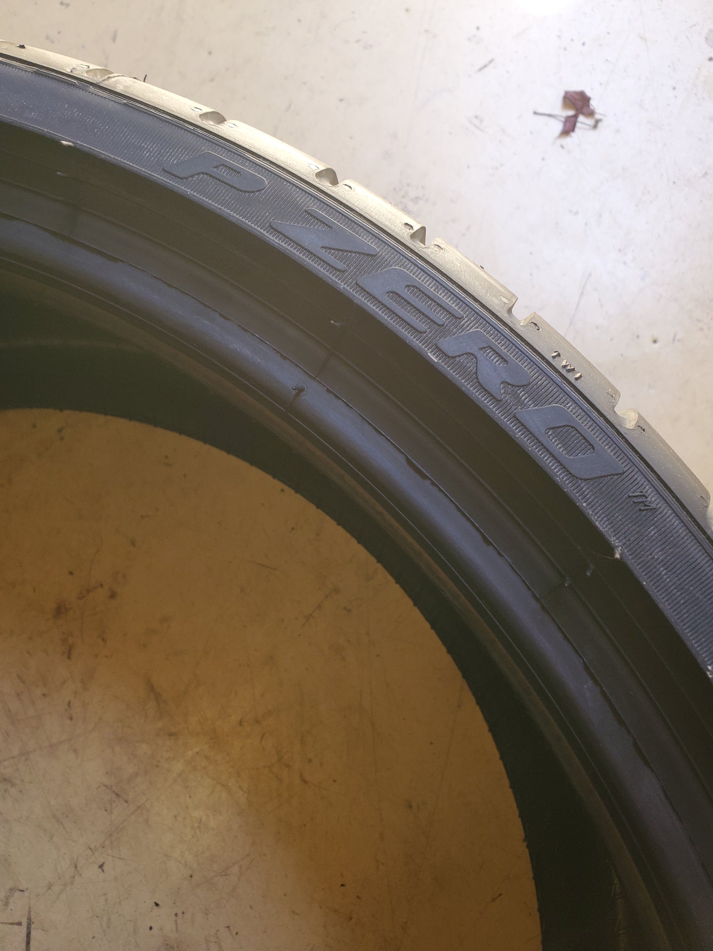 PIRELLI P ZERO BSW P 245 30 20 90Y XL UHP TIRE 2154800