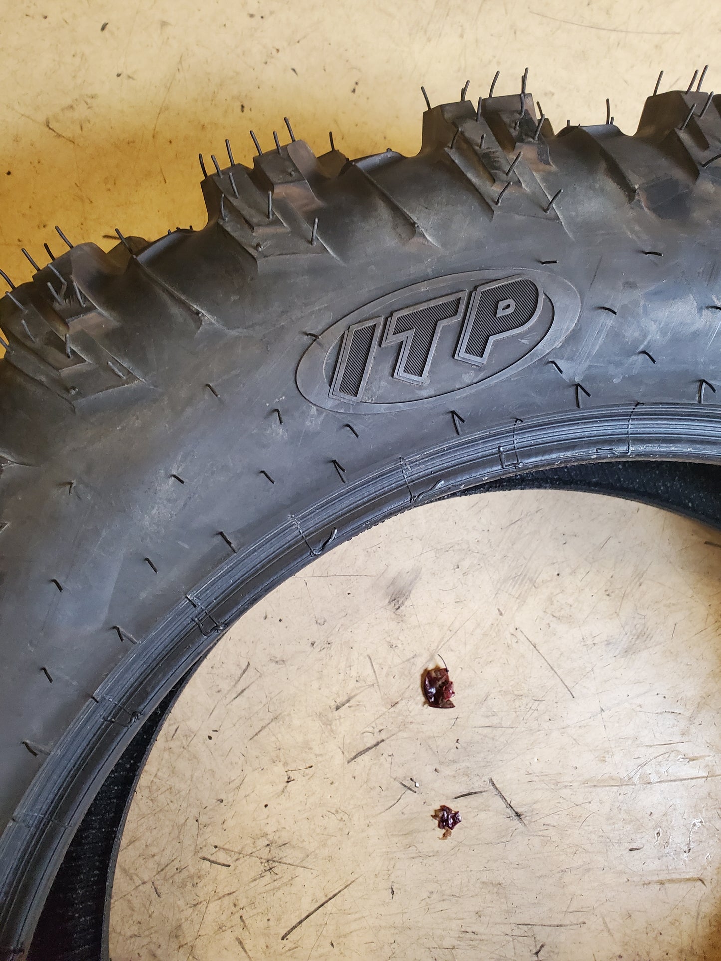 ITP VERSA CROSS V3 BSW 33 10 20 8PLY ATV/UTV TIRE 6P1375