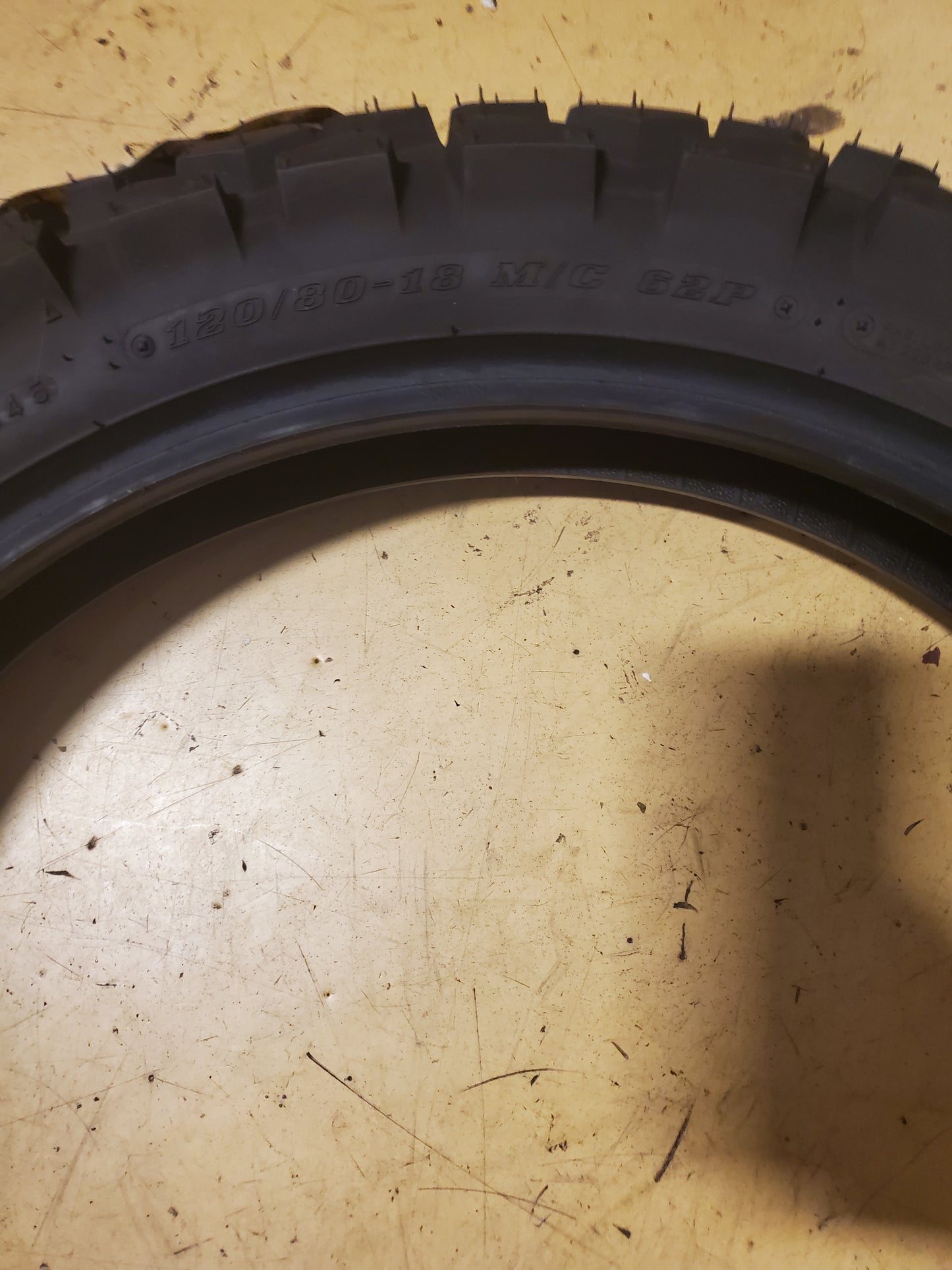 DUNLOP D605 BSW 120 80 18 62P REAR MOTORCYCLE TIRE 45154388