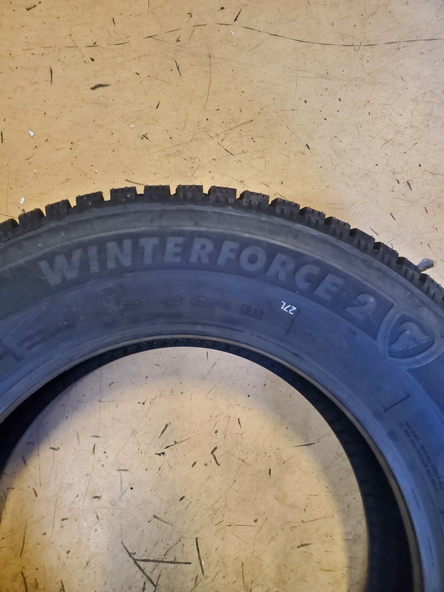 FIRESTONE WINTERFORCE 2 BSW P 225 65 16 100S WINTER TIRE 003848