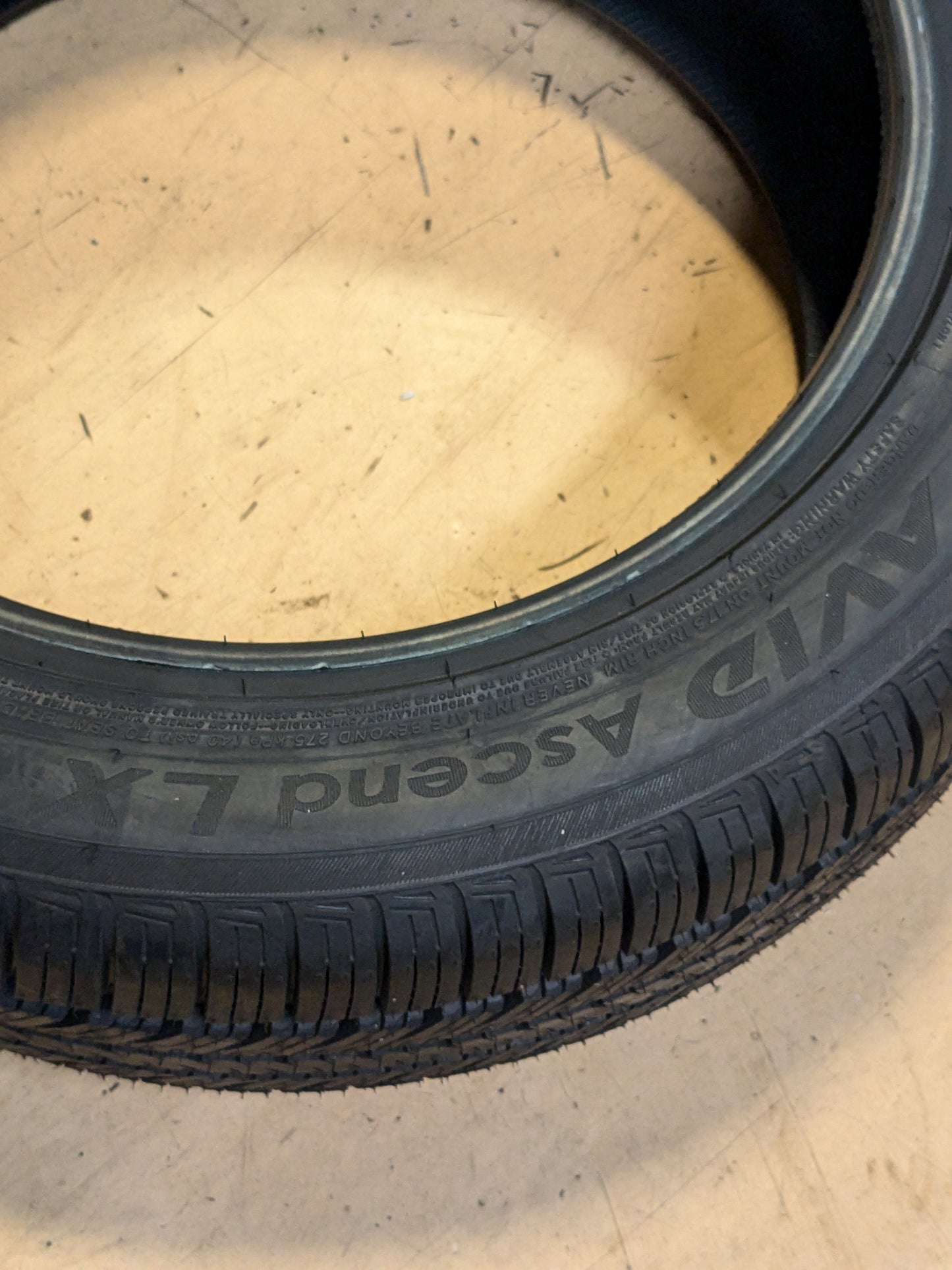 YOKOHAMA AVID ASCEND LX P 215 55 17 94V SL ALL SEASON TIRE 110132823