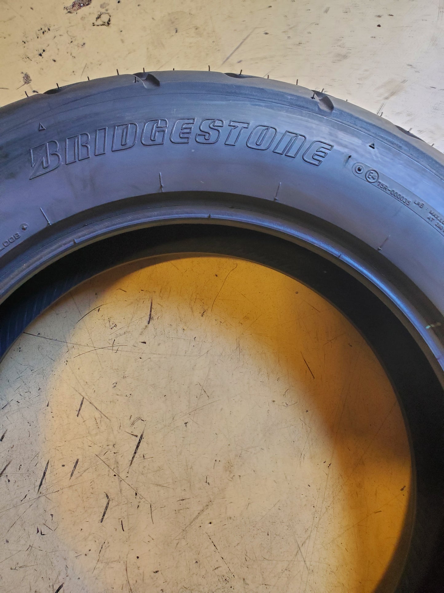 BRIDGESTONE EXEDRA G702 BSW 150 90 15 74H REAR MOTORCYCLE TIRE 57588