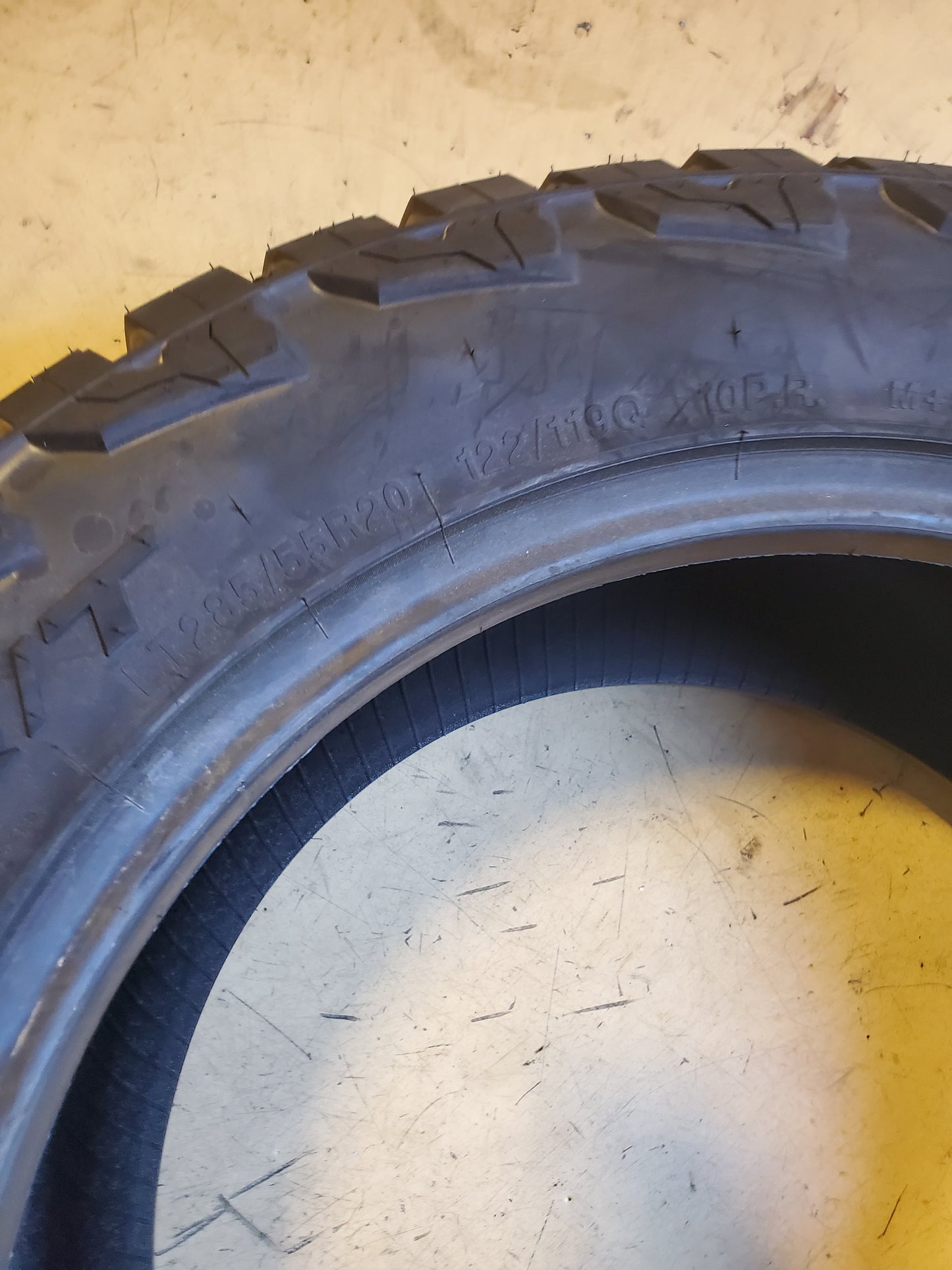 2 RBP REPULSOR R/T LT 285 55 20 122/119Q 10PLY RUGGED TERRAIN TIRE RBPSTRT2055040