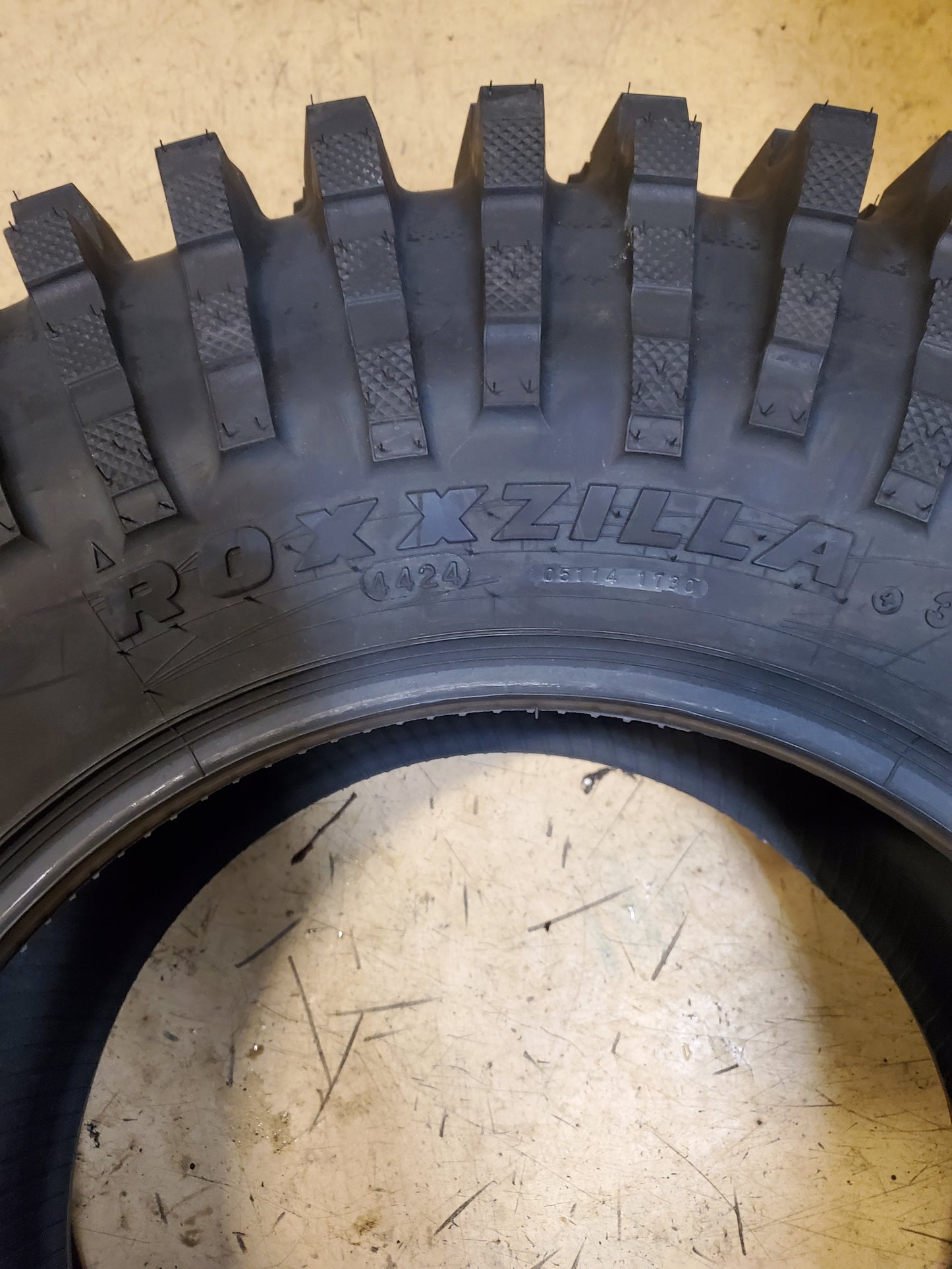 MAXXIS ML7 ROXXZILLA BSW 32 10 14 8PLY ATV/UTV TIRE TM00161900
