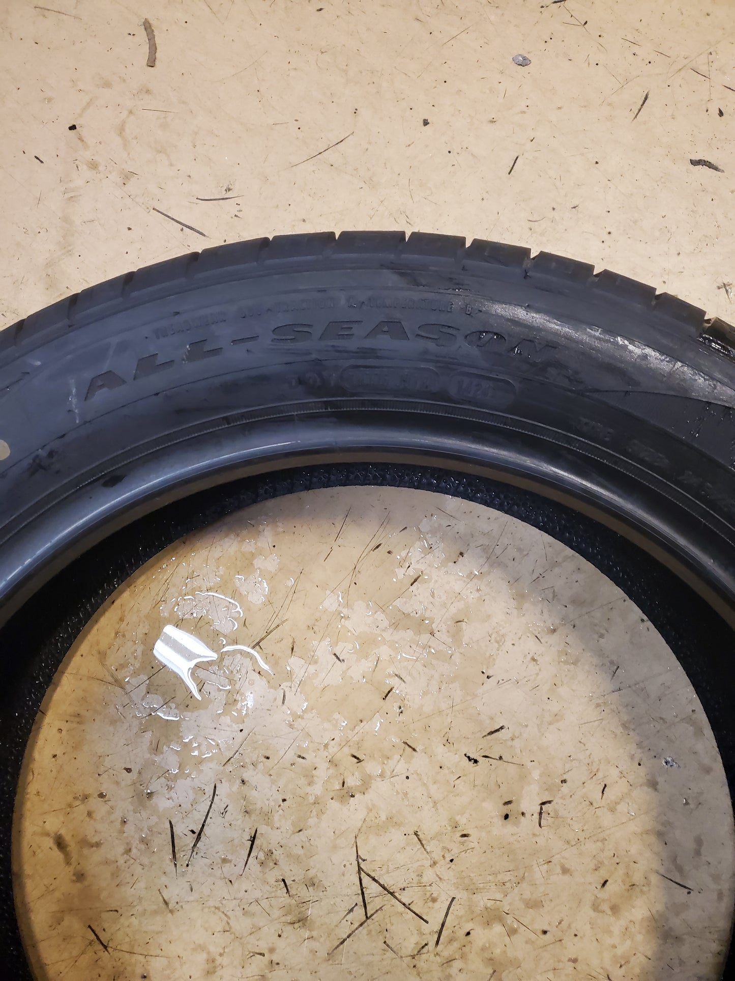 2 GOODYEAR ASSURANCE ALL-SEASON BSW P 245 50 20 102H TIRE 407870374