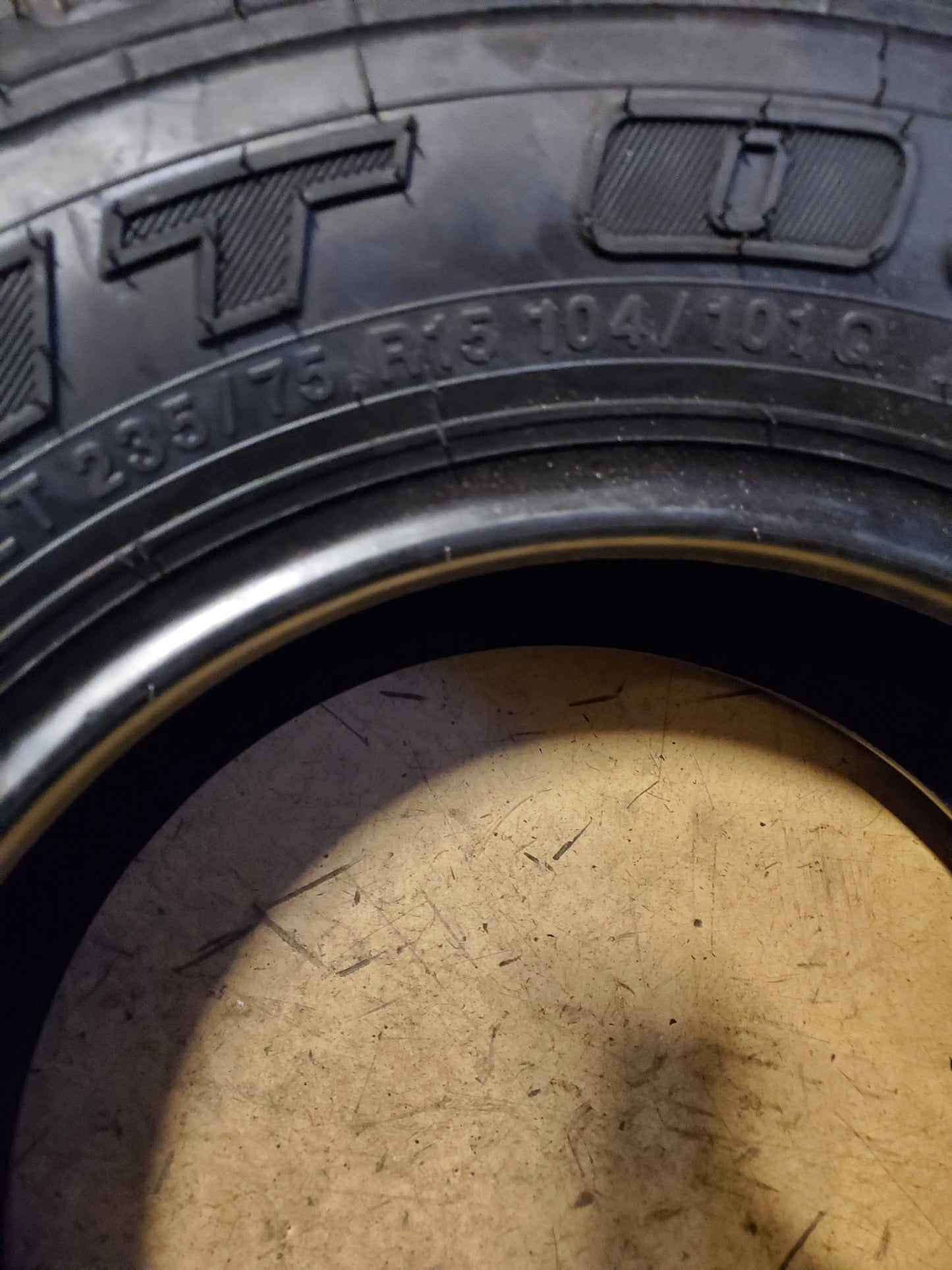 FORCEUM M/T08 BSW LT 235 75 15 104/101Q 6PLY MUD TIRE 5M143