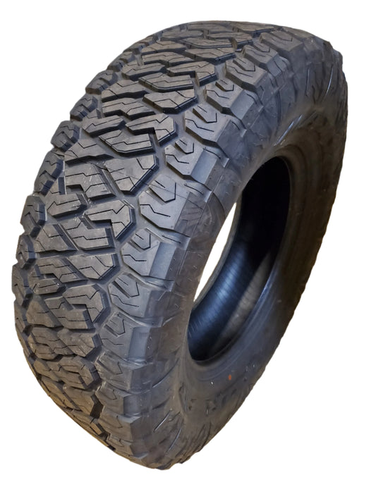 MAXXIS RAZR AT AT-811 BSW P 285 70 17 117T ALL TERRAIN TIRE ETP00251700