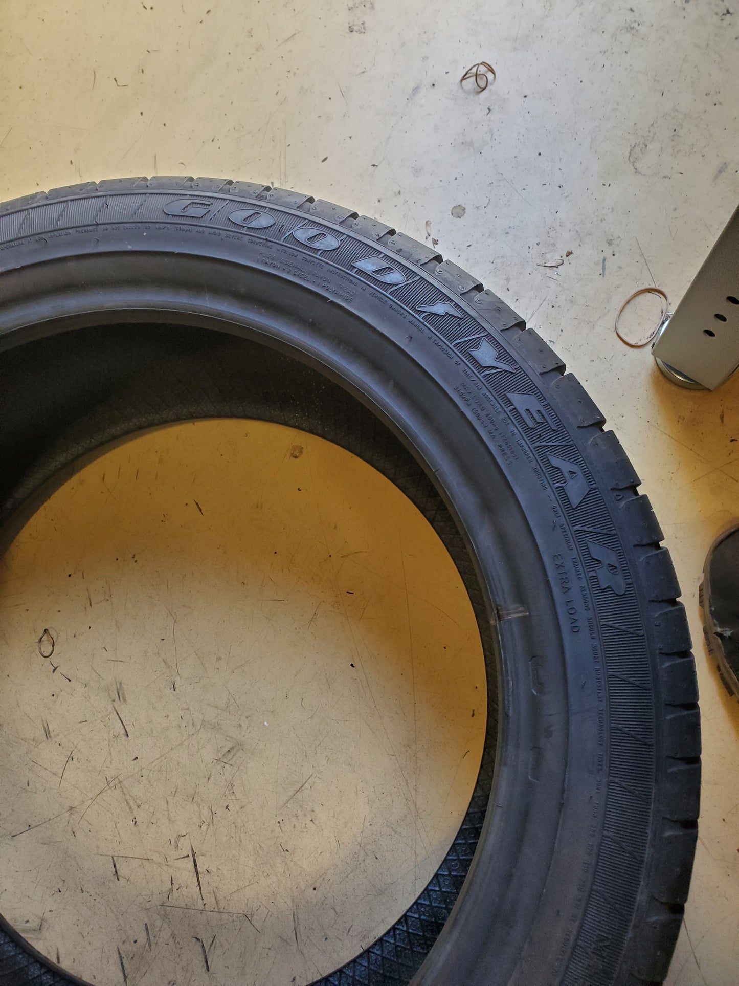 USED OS GOODYEAR EAGLE LS-2 BSW P 245 45 18 100V XL ALL SEASON TIRE 706176308