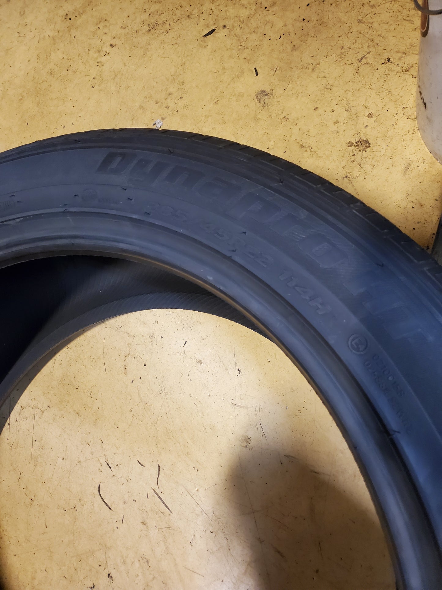 HANKOOK DYNAPRO HT BSW P 285 45 22 114H XL HIGHWAY TIRE 1016510