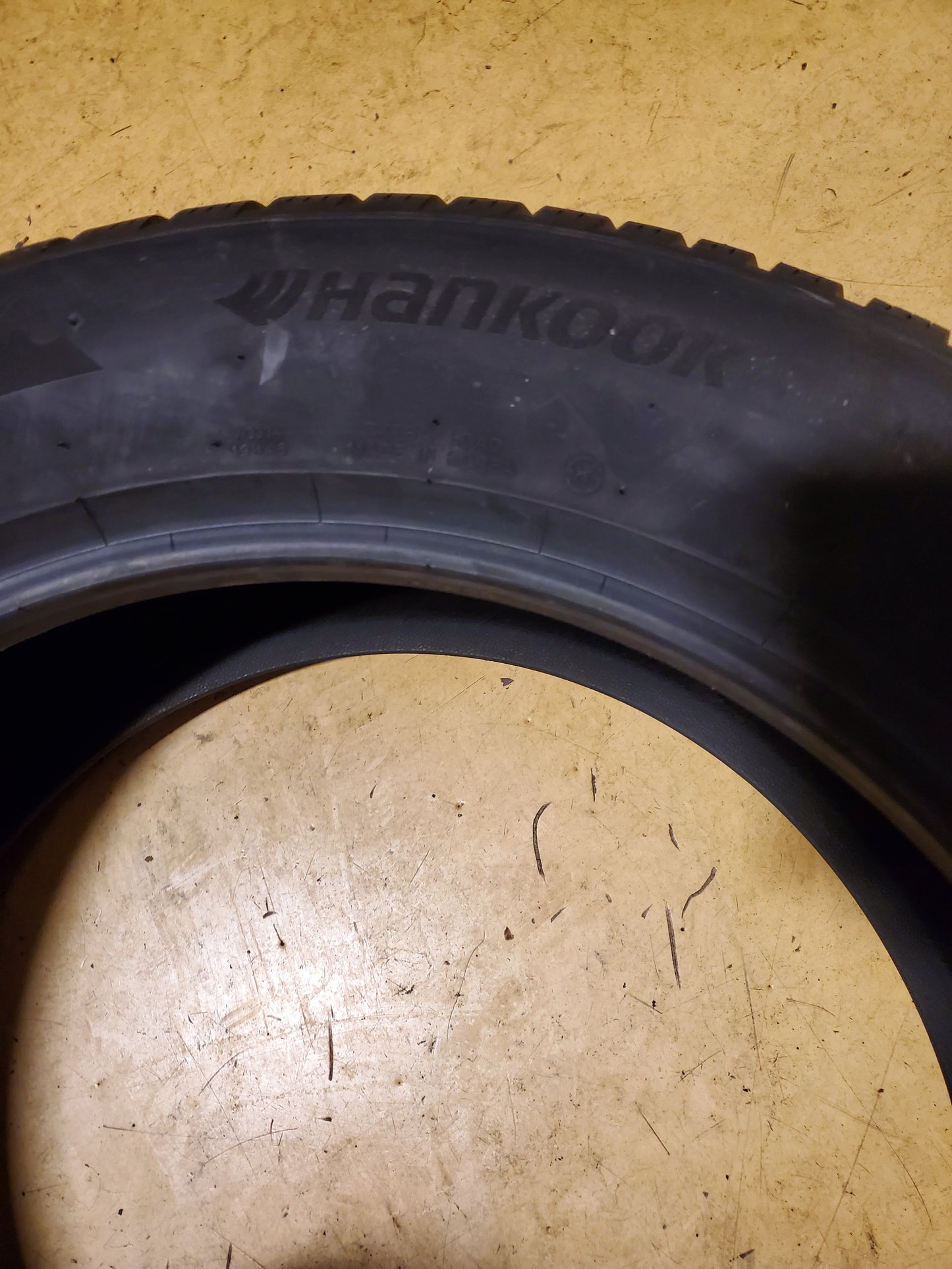 HANKOOK WINTER ICEPT EVO3 X BSW P 255 55 20 110V XL WINTER TIRE 1026425