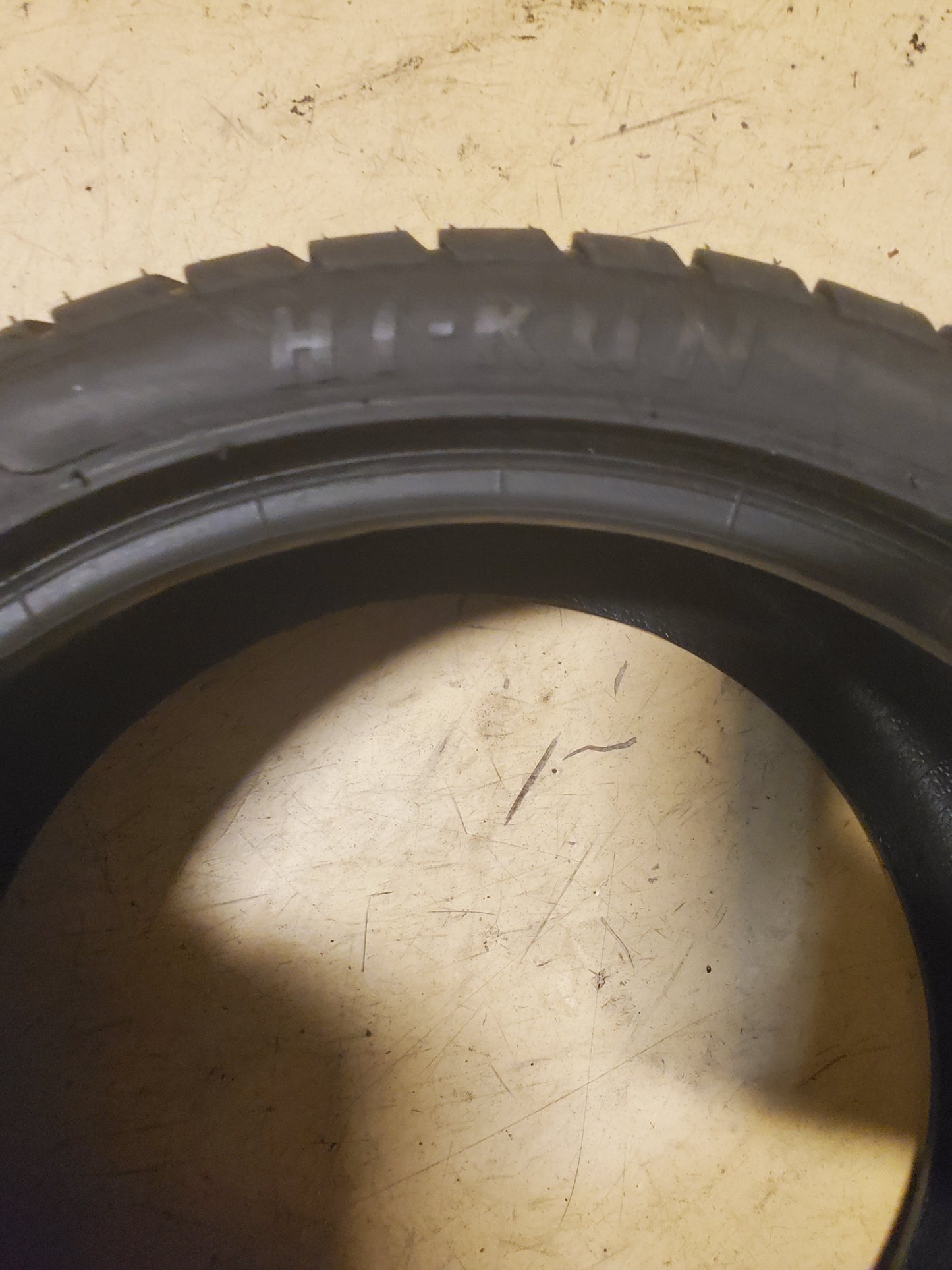 NOS HI-RUN P825 BSW 215 35 14 68J 4PLY GOLF TIRE WD1365