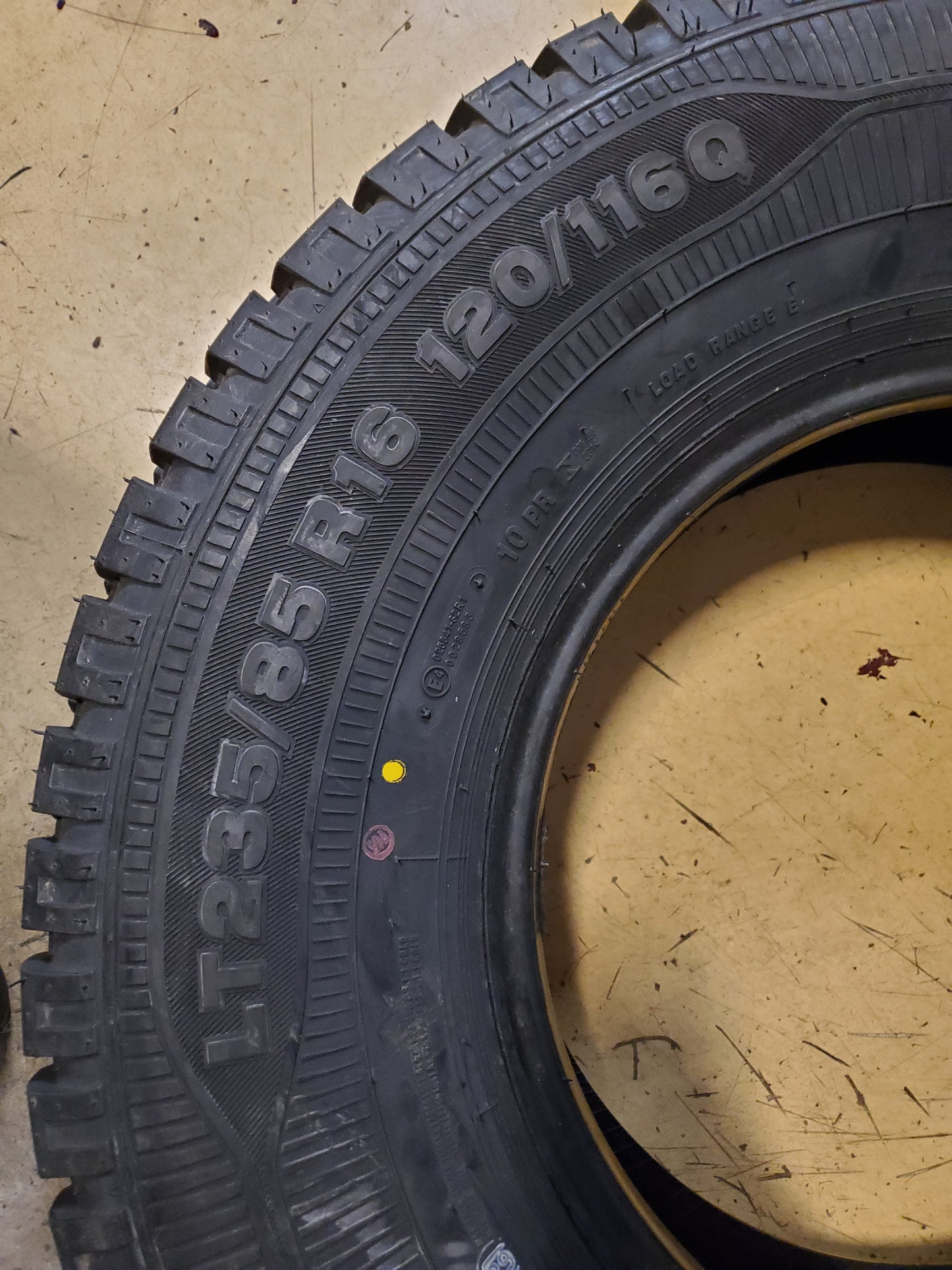 ZEETEX AT1000 BSW LT 235 85 16 120/116Q 10PLY ALL TERRAIN TIRE 1200032168