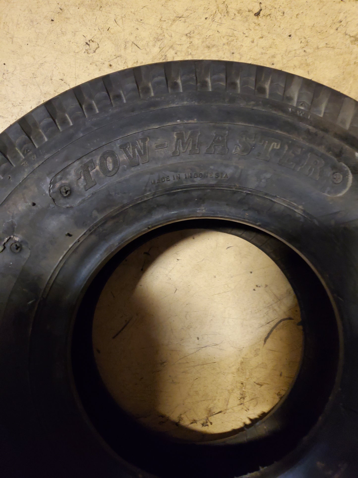 TOW-MASTER BSW 5.7 8 83M 8PLY TRAILER TIRE T0865E