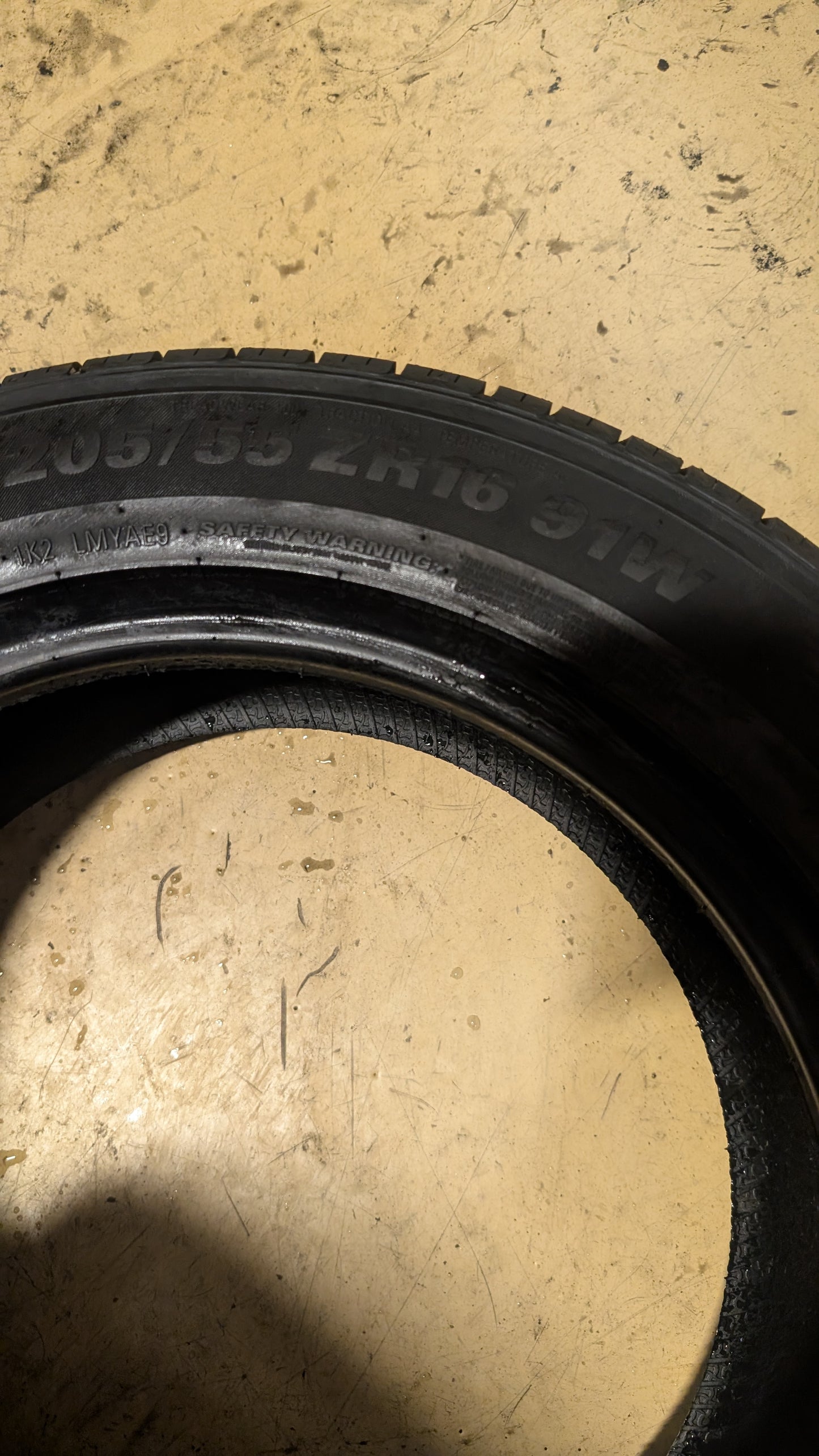 KUMHO ECSTA PA51 BSW P 205 55 16 91W ALL SEASON TIRE 2247883