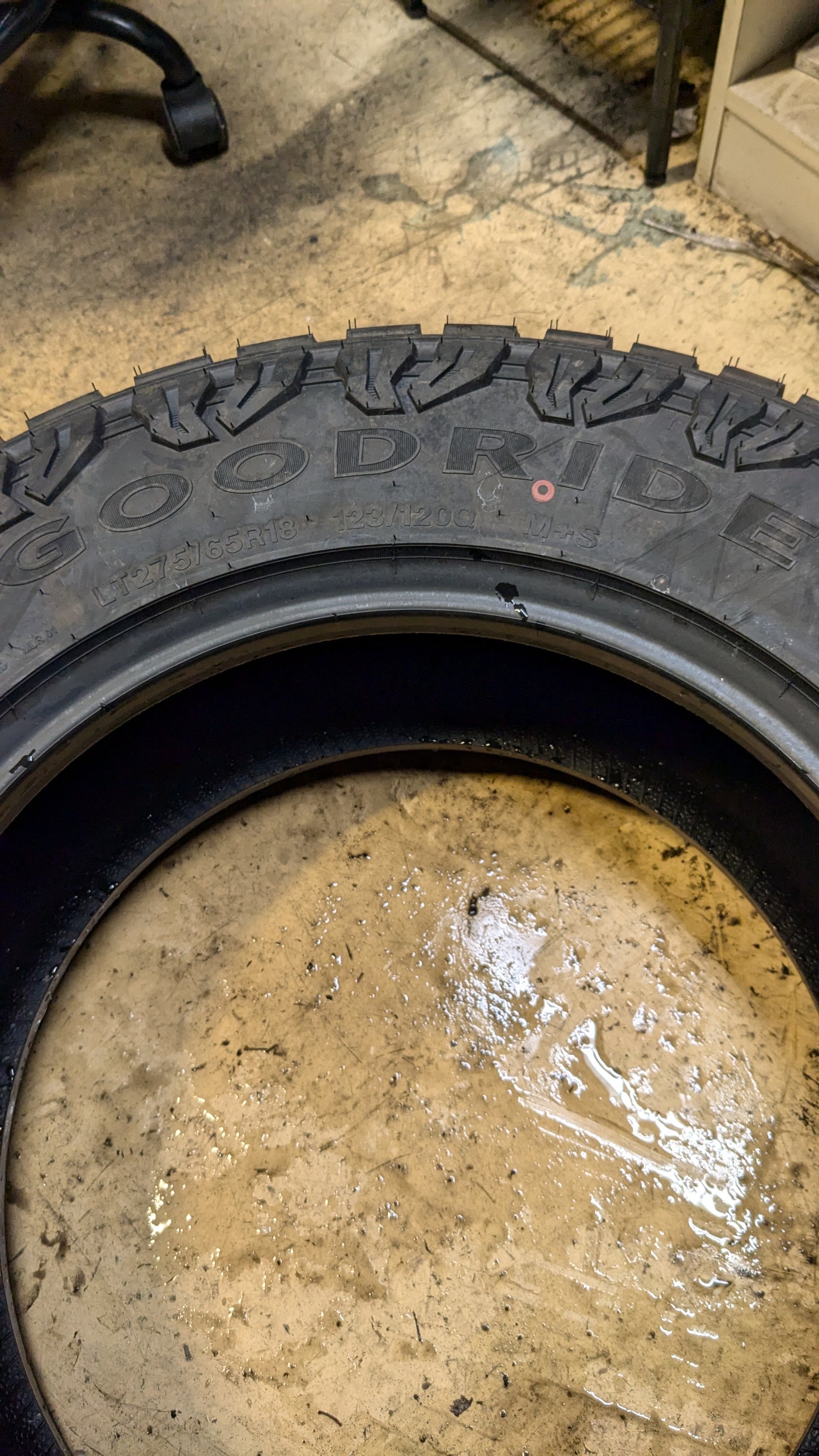 GOODRIDE RUGGED LEGEND SL389 BSW LT 275 65 18 123/120Q 10PLY TH47565