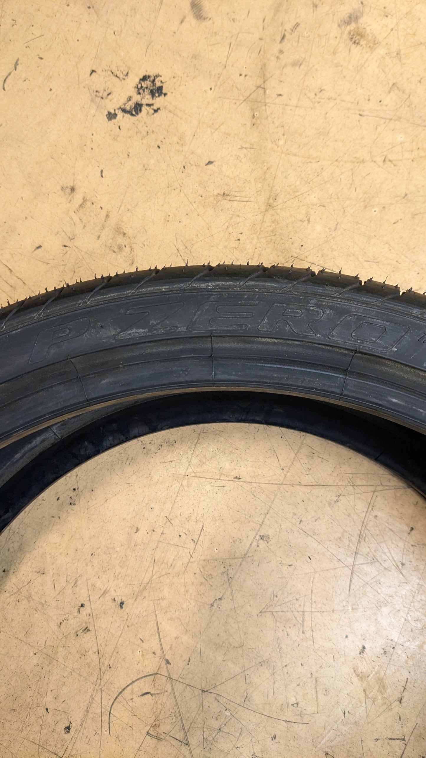 PIRELLI P ZERO BMW RSC RUNFLAT BSW P 275 30 21 98Y XL PERFORMANCE TIRE 1826700