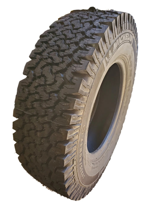 NOS MICHELIN LTX M/S 2 BSW LT 235 80 17 120/117R 10PLY ALL SEASON TIRE 02327