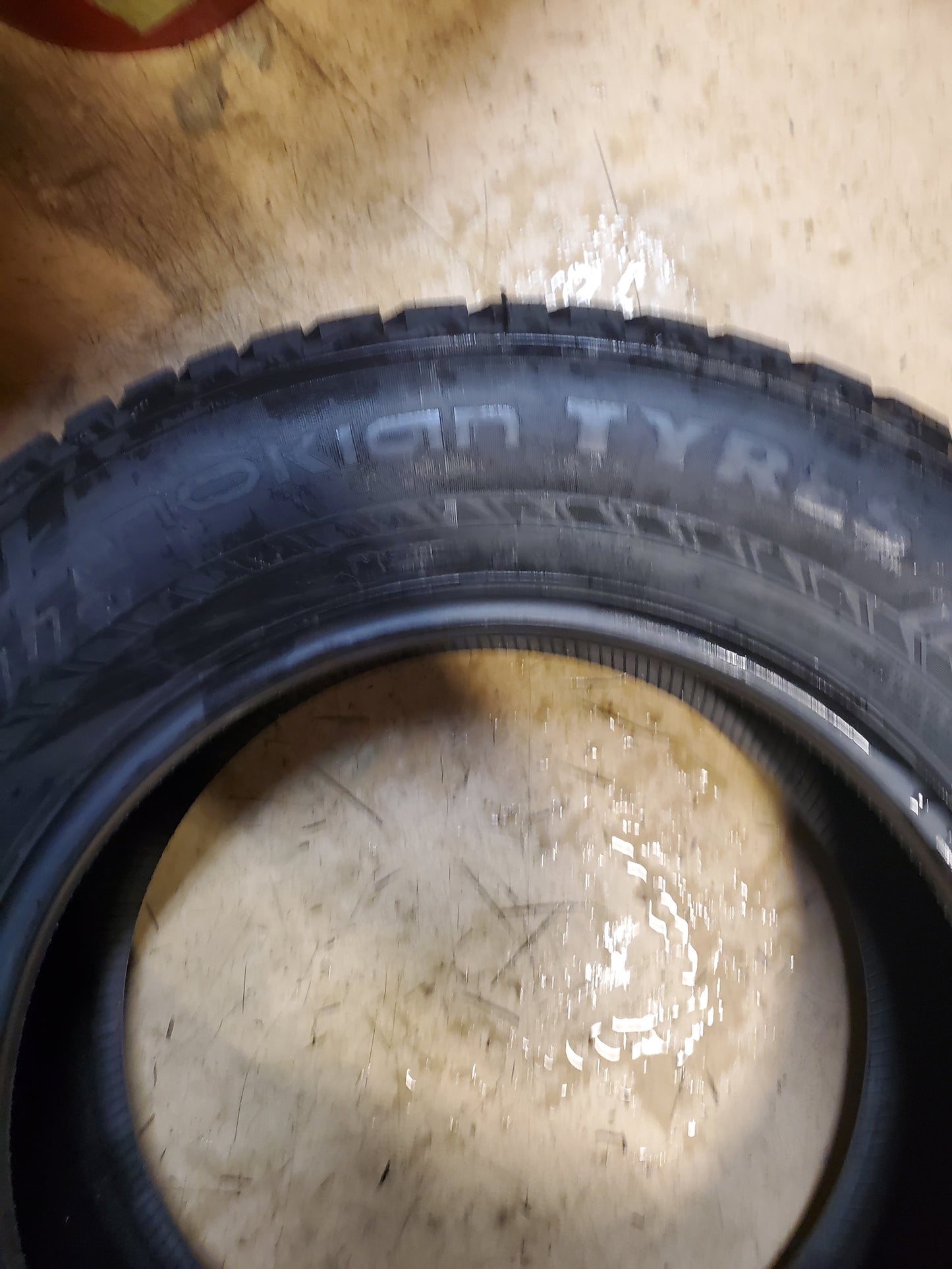 NOKIAN HAKKAPELIITTA 10 SUV STUDDED BSW P 235 65 17 108T XL WINTER TIRE TS32478