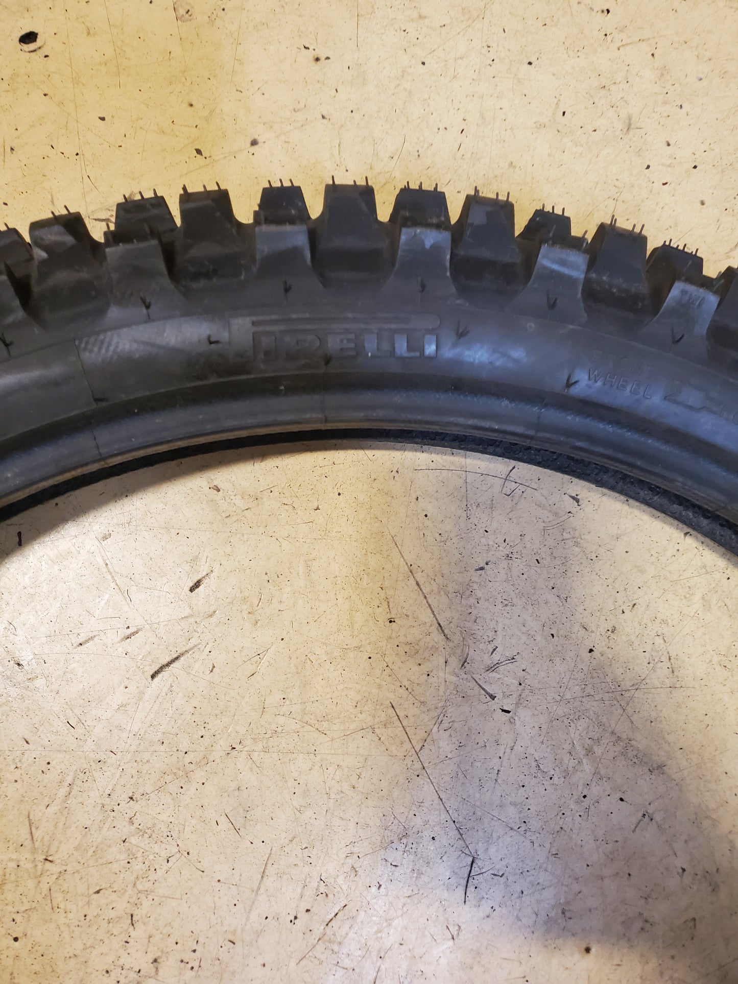 NOS PIRELLI SCORPION MXEXTRA X BSW 80 100 14 51M DIRT BIKE TIRE P211457
