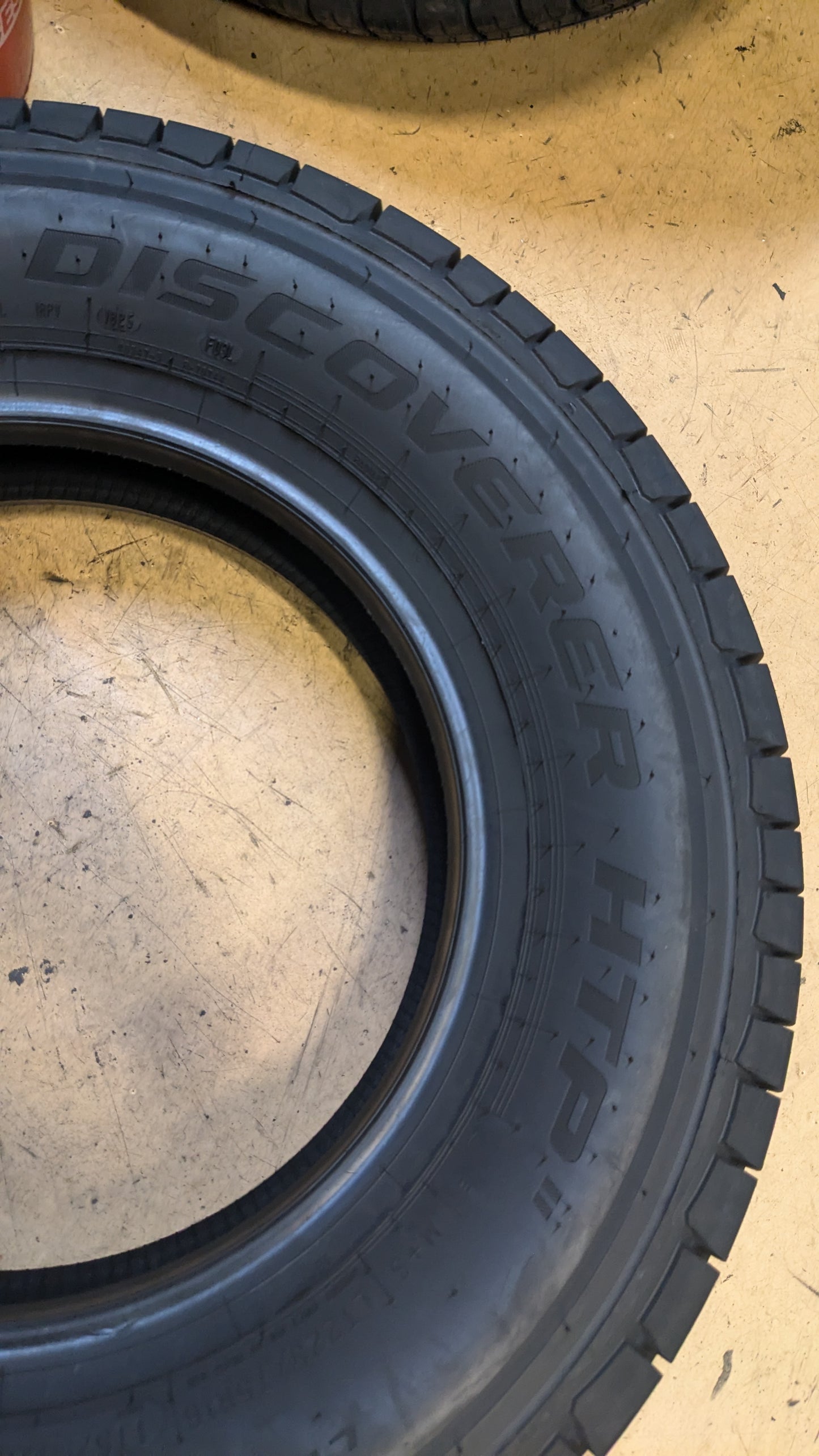 COOPER DISCOVERER HTP II BSW LT 225 75 16 115/112R LRE 10 PLY HIGHWAY TIRE COOP257516