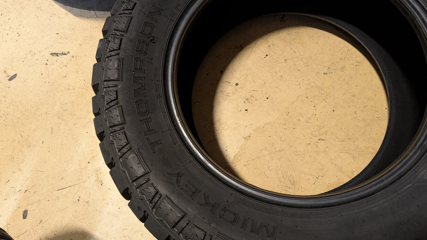 MICKEY THOMPSON BAJA LEGEND EXP BSW LT 35 12.5 20 125Q 12PLY TIRE 331081002