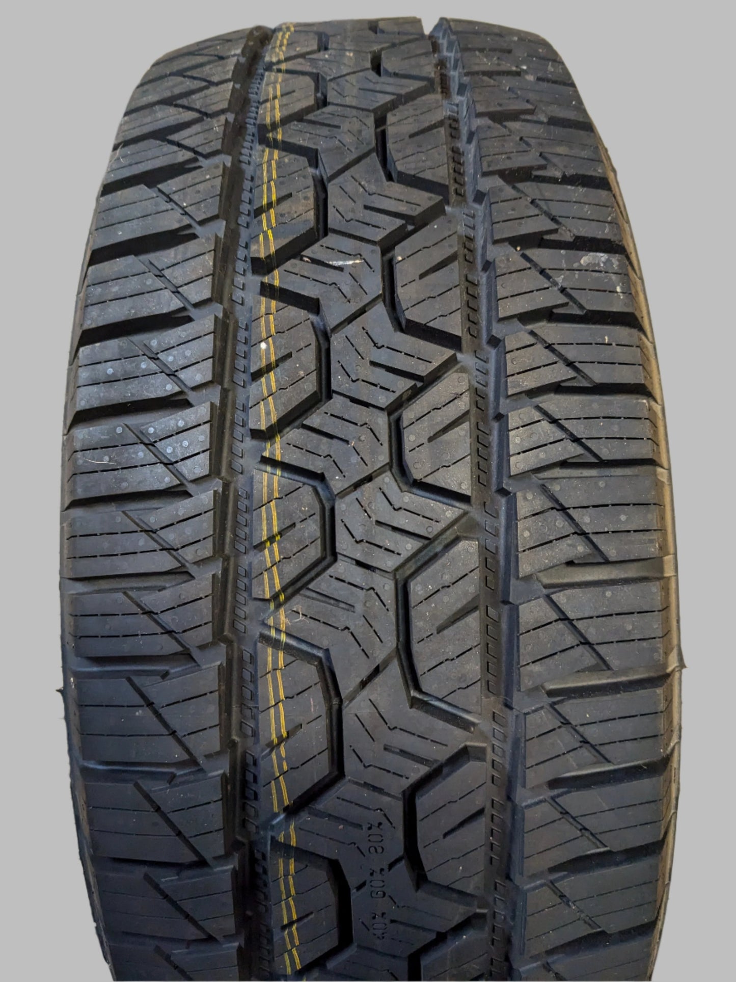 NOKIAN OUTPOST APT P 265 70 16 SL 112T ALL TERRAIN TIRE T432109