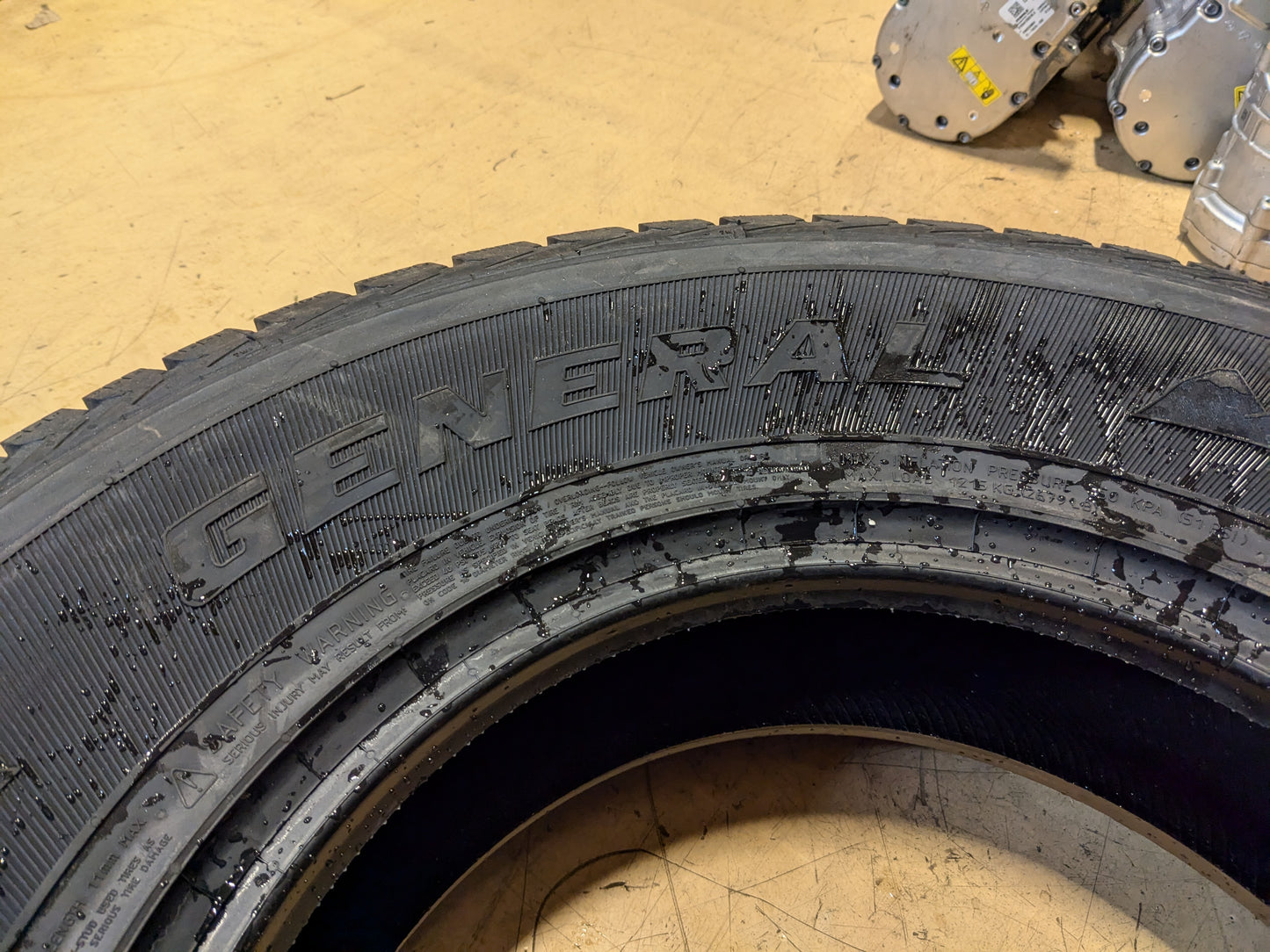 GENERAL GRABBER ARTIC BSW P 245 75 16 115T WINTER TIRE 15503330000