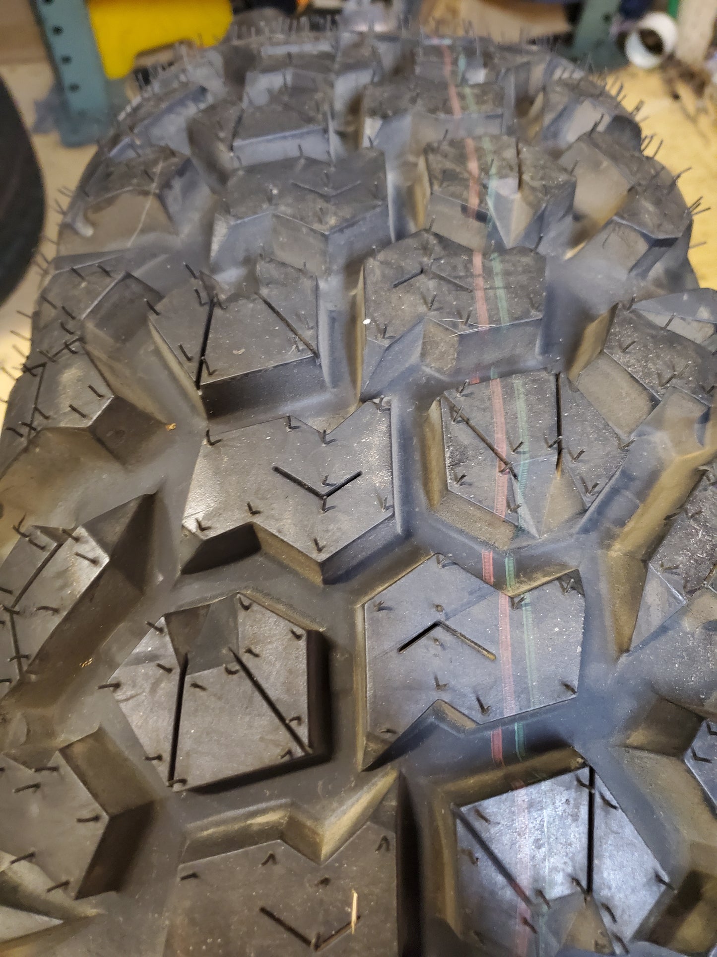 NOS EFX MOTOVATOR BSW 32 9.5 15 80G 8PLY ATV/UTV TIRE MSMV329515