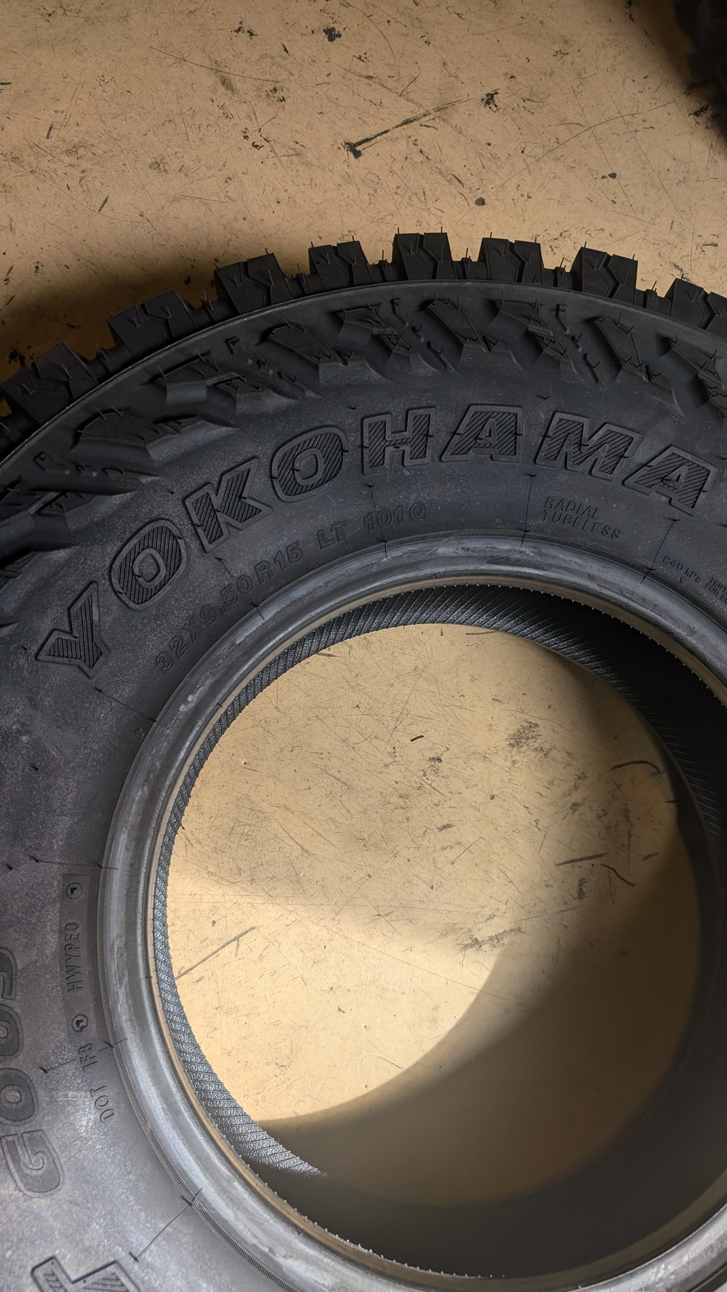 YOKOHAMA GEOLANDAR M/T G003 BSW LT 32 9.5 15 101Q ATV/UTV TIRE 110133377