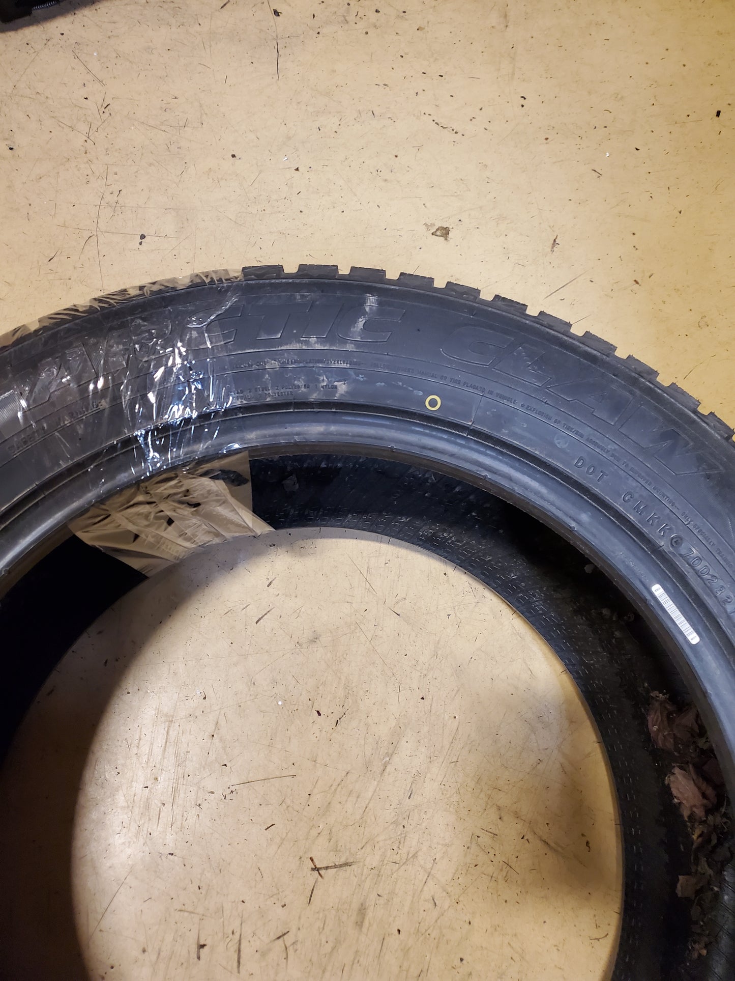 ARCTIC CLAW WINTER WXI BSW P 275 55 20 113T WINTER TIRE ARC45