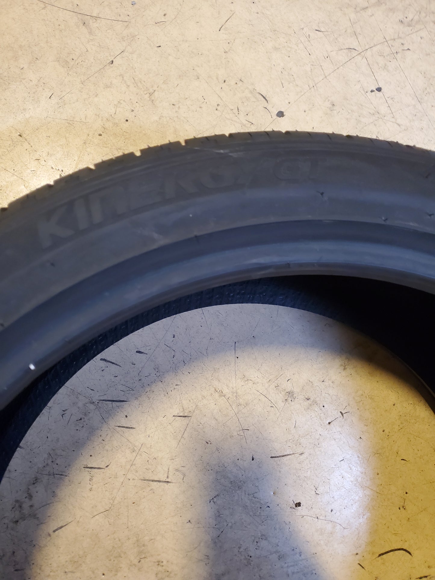 HANKOOK KINERGY GT A/S BSW P 245 40 19 94V ALL SEASON TIRE 1016168