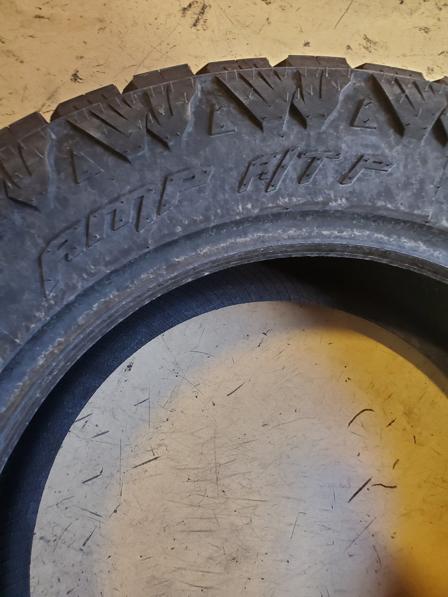2 AMP TERRAIN PRO A/T P BSW LT 275 65 20 126/123S ALL TERRAIN TIRE 2756520AMPCA2