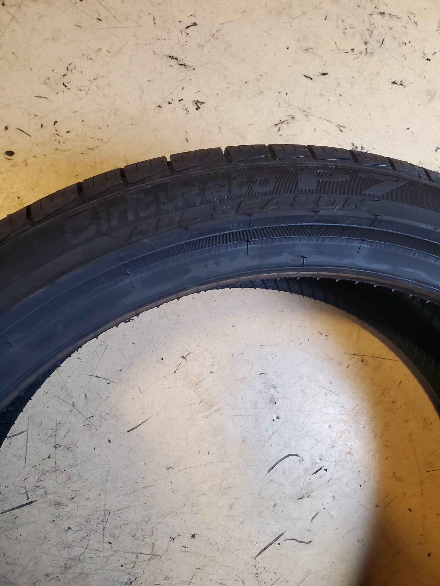 PIRELLI CINTURATO P7 ALL SEASON BSW P 225 40 19 93V XL TIRE 4501500
