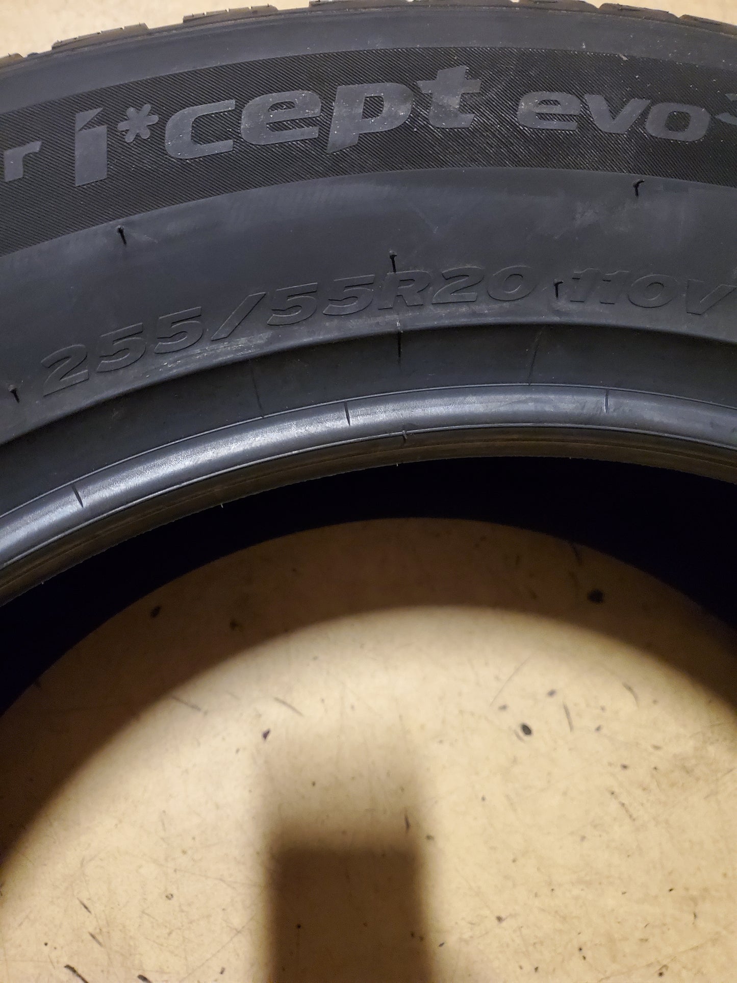 HANKOOK WINTER ICEPT EVO3 X BSW P 255 55 20 110V XL WINTER TIRE 1026425