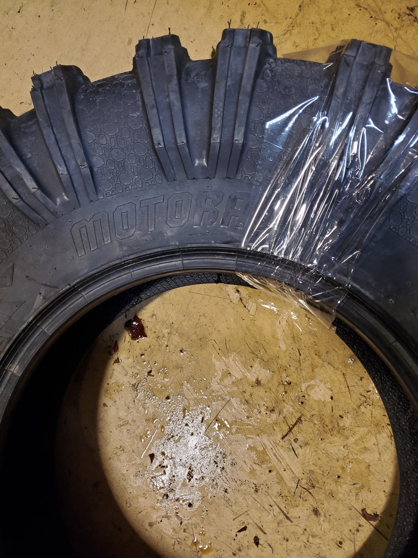 NOS EFX MOTORAVAGE BSW 32 10 15 8PLY ATV/UTV TIRE MR321015