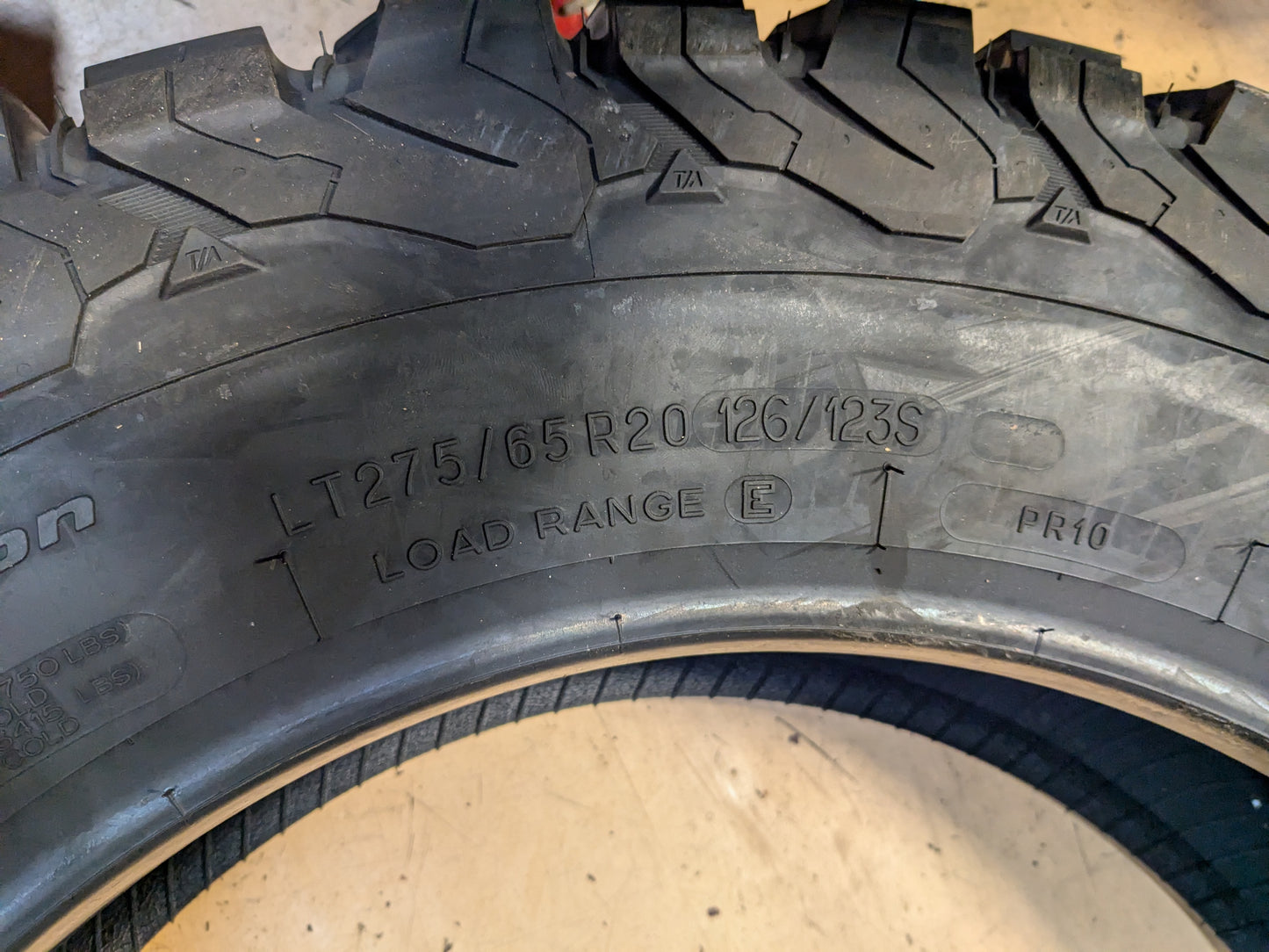 BFGOODRICH ALL TERRAIN T/A KO2 BSW LT 275 65 20 126/123S LRE 10PLY ALL TERRAIN TIRE 17764