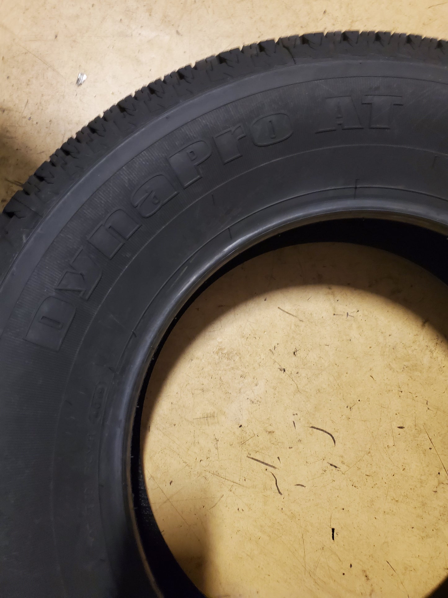 NOS HANKOOK DYNAPRO AT RF08 BSW P 235 75 17 108S ALL TERRAIN TIRE 1002438