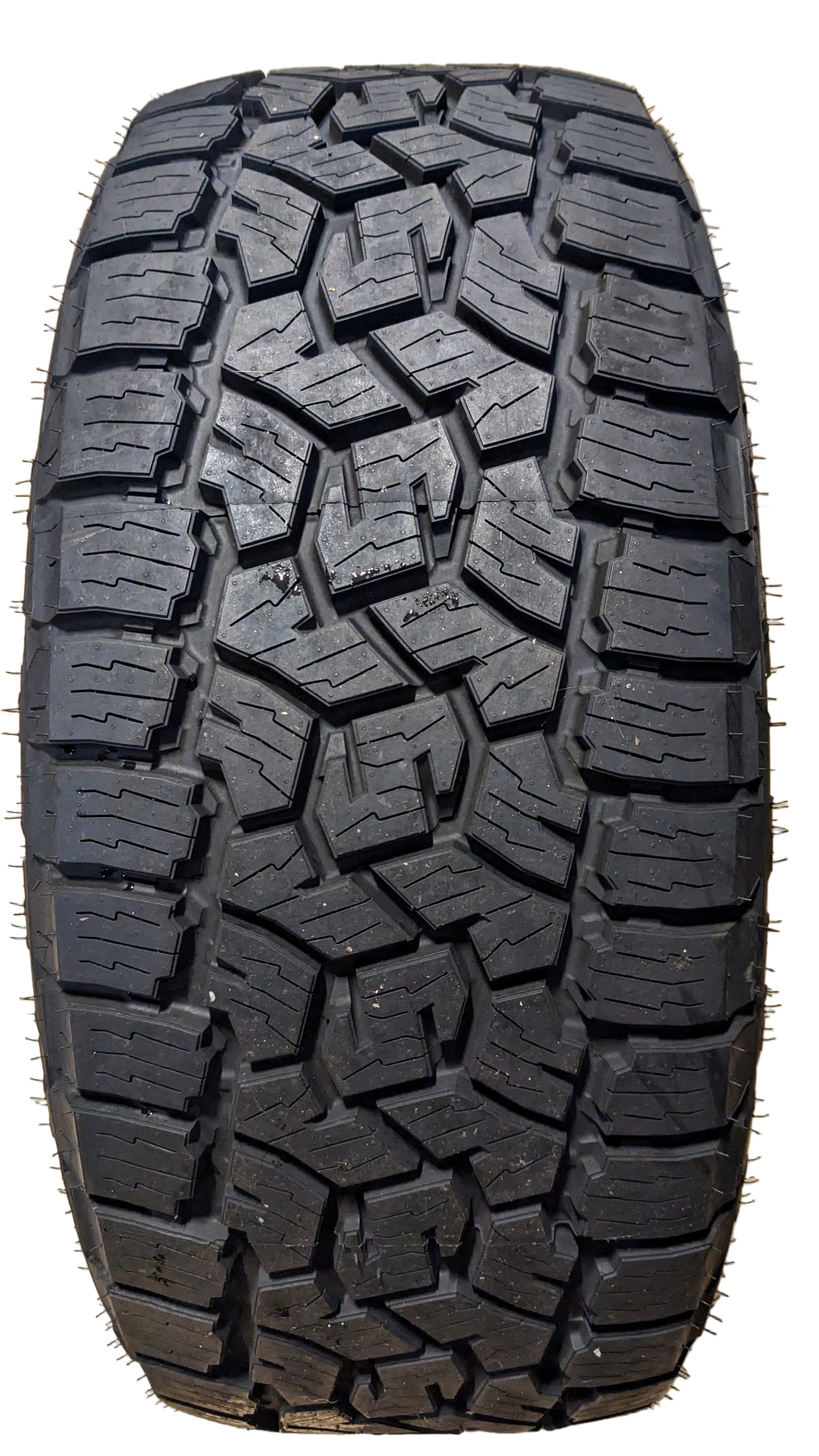 TOYO OPEN COUNTRY A/T 3 BSW P 285 55 20 114T ALL TERRAIN TIRE 356440