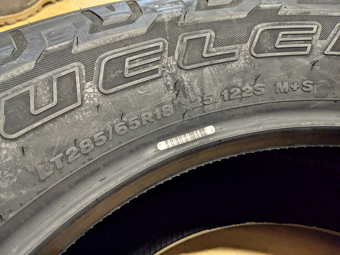 BRIDGESTONE DUELER A/T REVO 3 BSW LT 285 65 18 125/122S E ALL TERRAIN TIRE 007115