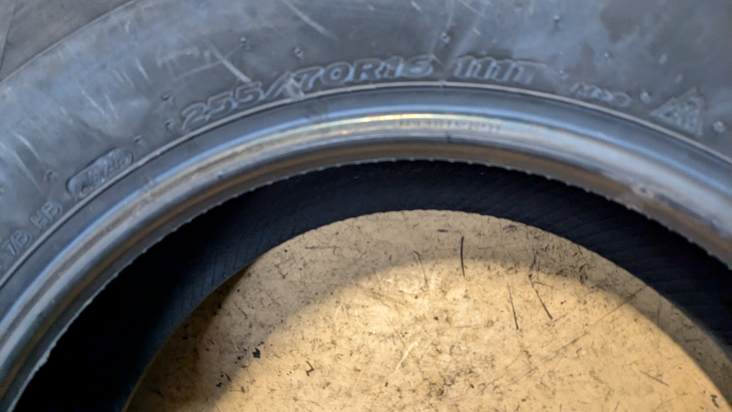 HANKOOK WINTER IPIKE X W429A BSW P 255 70 16 111T WINTER TIRE 1029891