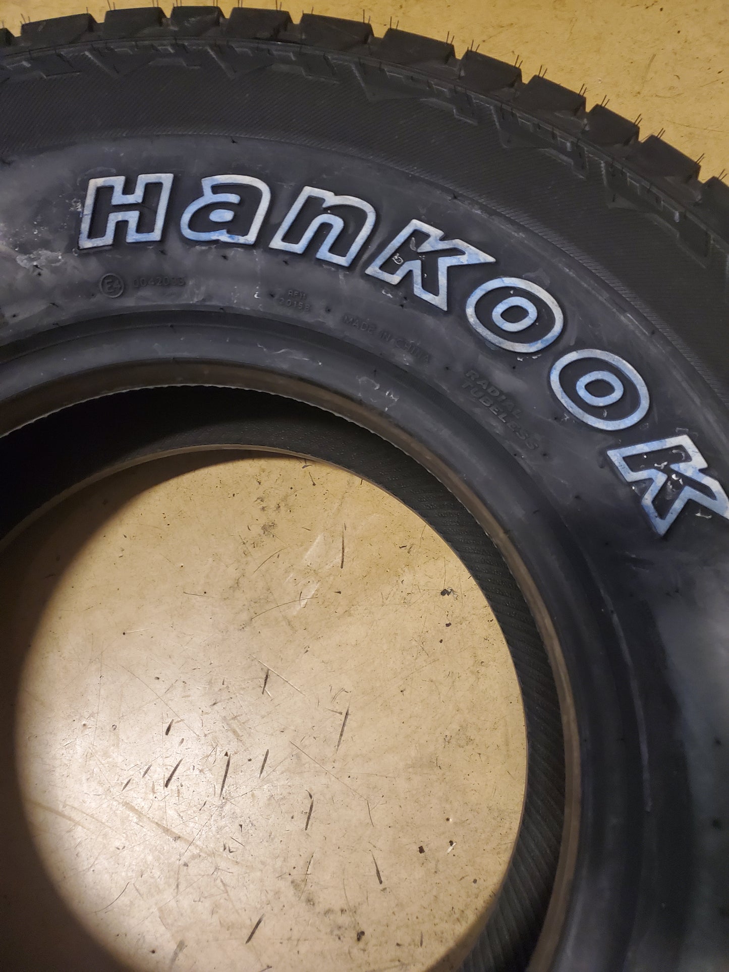 HANKOOK DYNAPRO AT2 BSW LT 285 75 16 126/123S 10PLY ALL TERRAIN TIRE 2020871